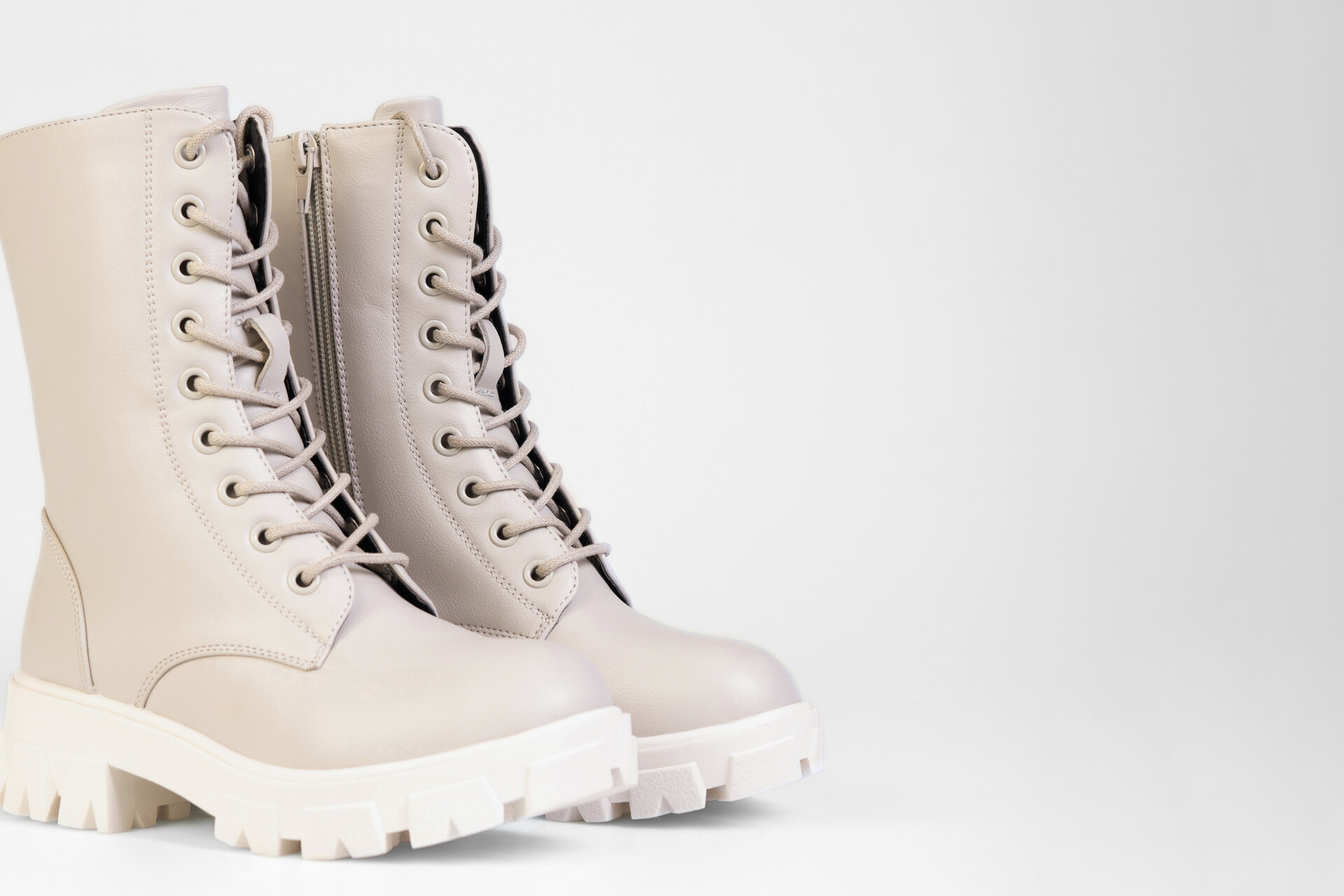 Jody Laars SCHOENEN SHOEBY