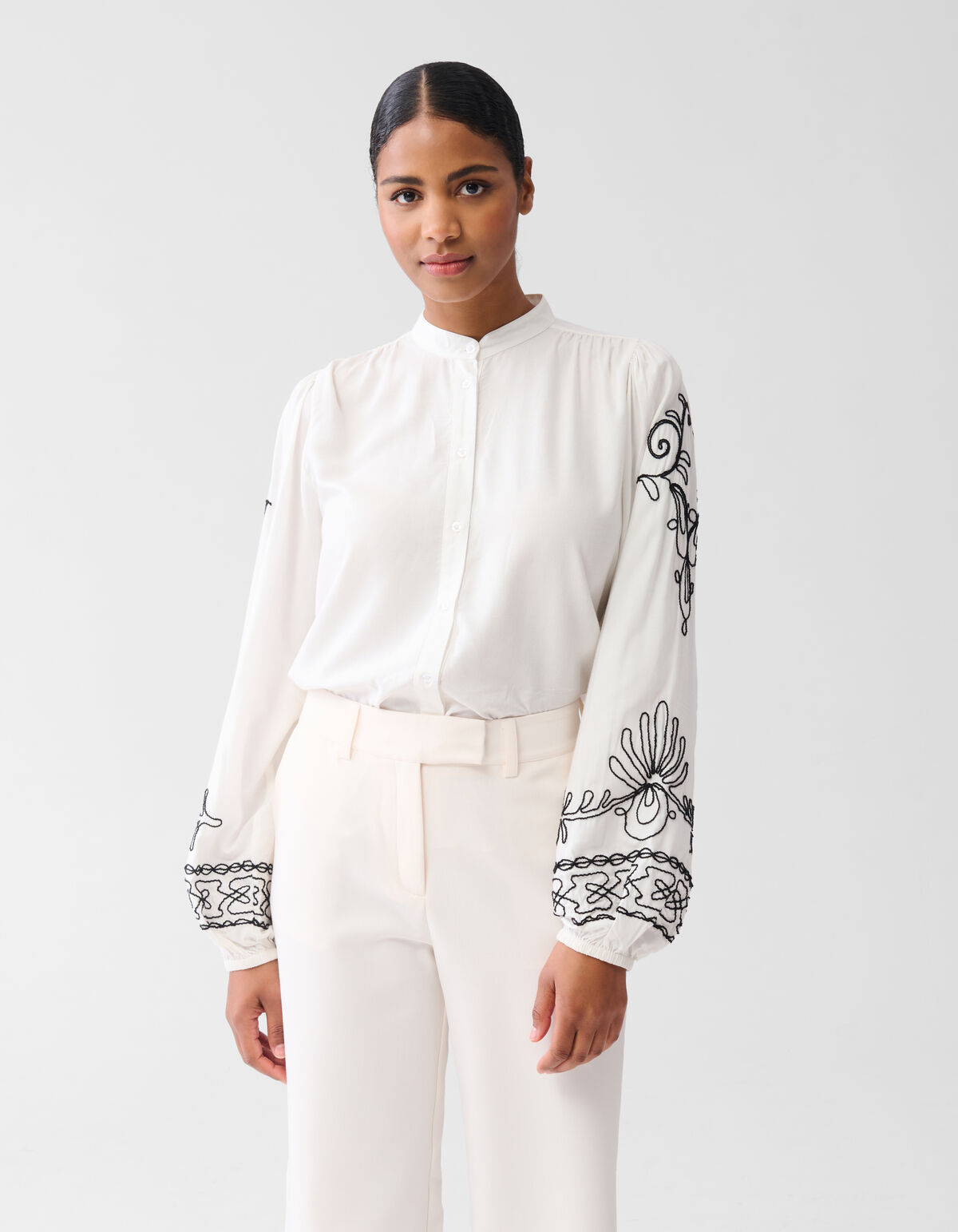 Cord Embroidery Blouse Gebroken Wit SHOEBY WOMEN