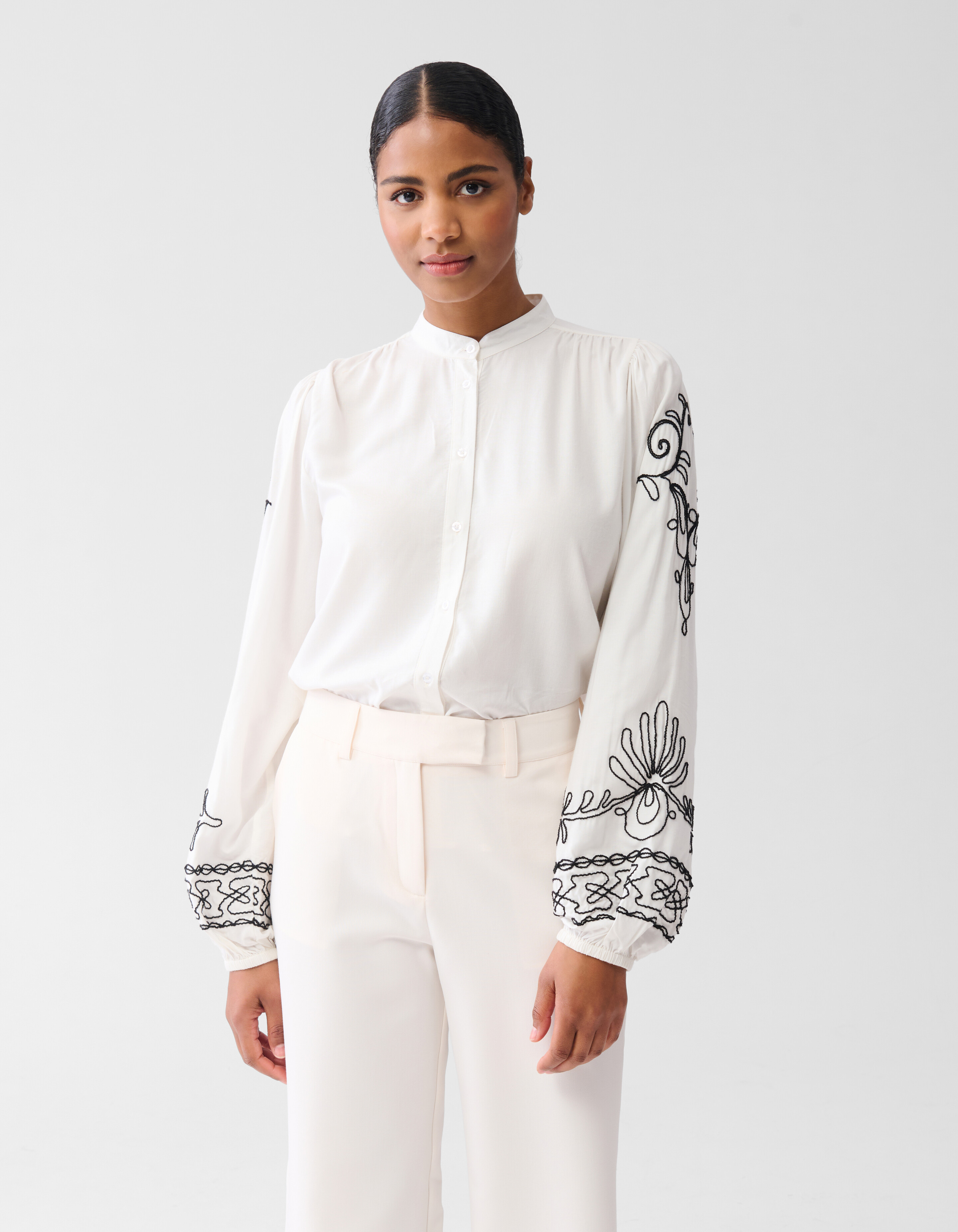 Cord Embroidery Blouse Gebroken Wit By Fred SHOEBY WOMEN