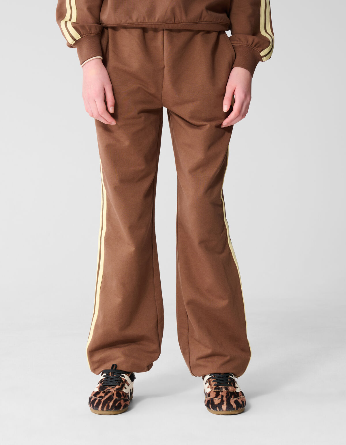 Sporty Sweat Wide Leg fit Broek Bruin SHOEBY GIRLS