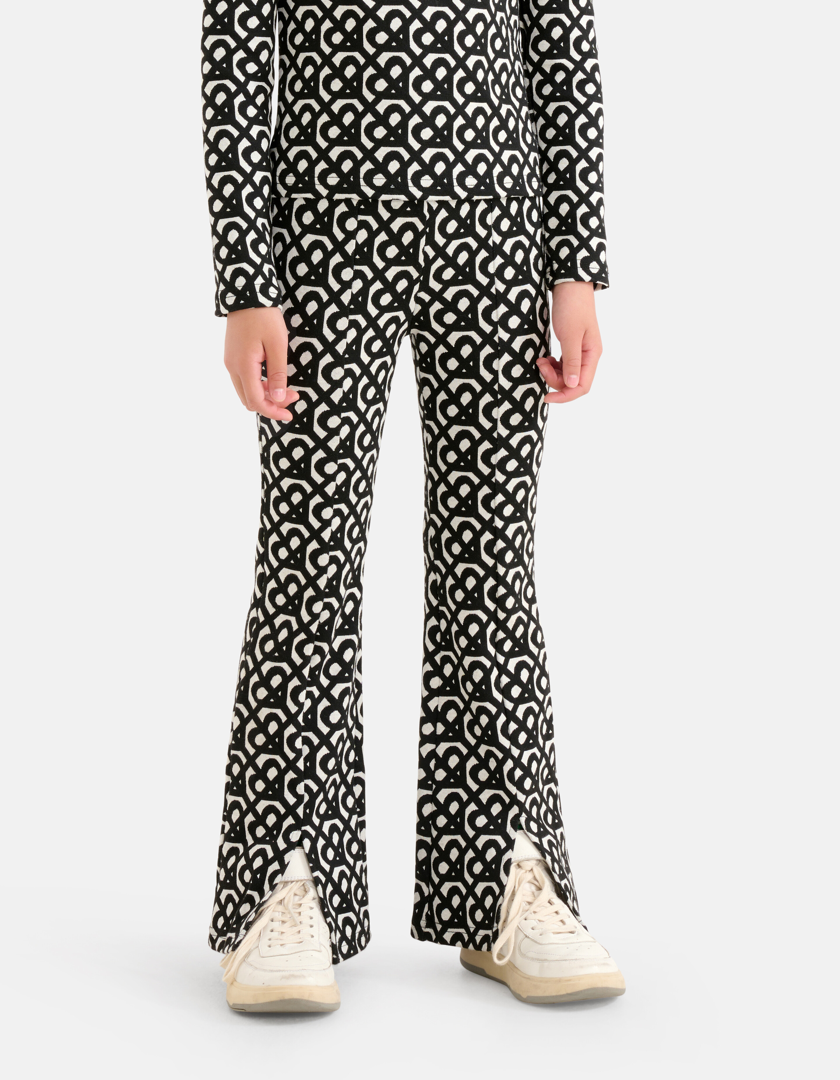 Monogram Flared Broek Zwart SHOEBY GIRLS