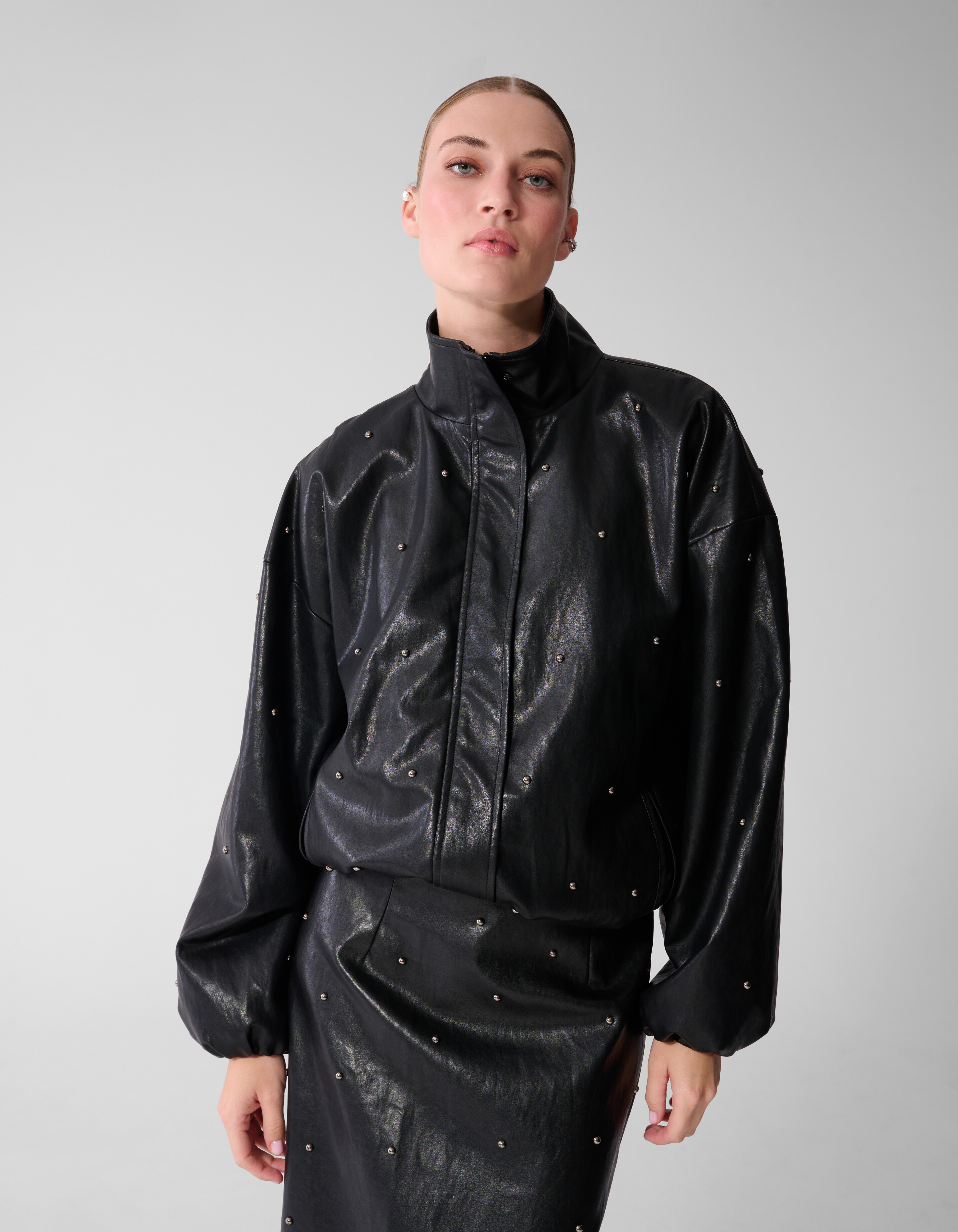 Studded Vegan Leren Bomber Jack Zwart By Mieke SHOEBY WOMEN