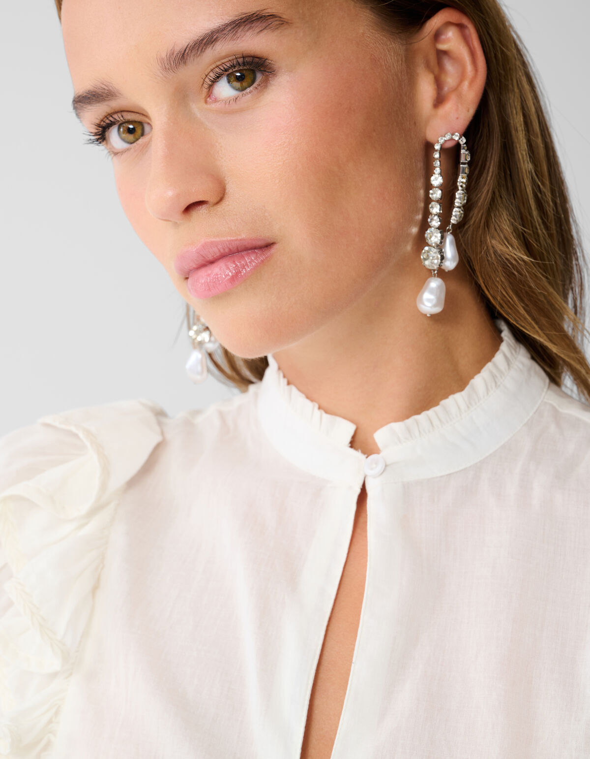 Ruffle Top Wit SHOEBY WOMEN