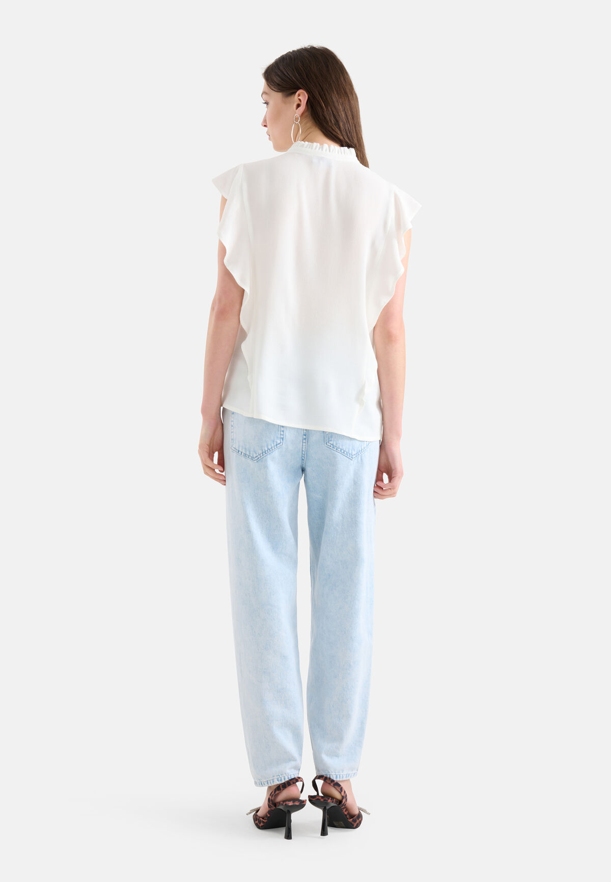 Ruffle Top Wit SHOEBY WOMEN
