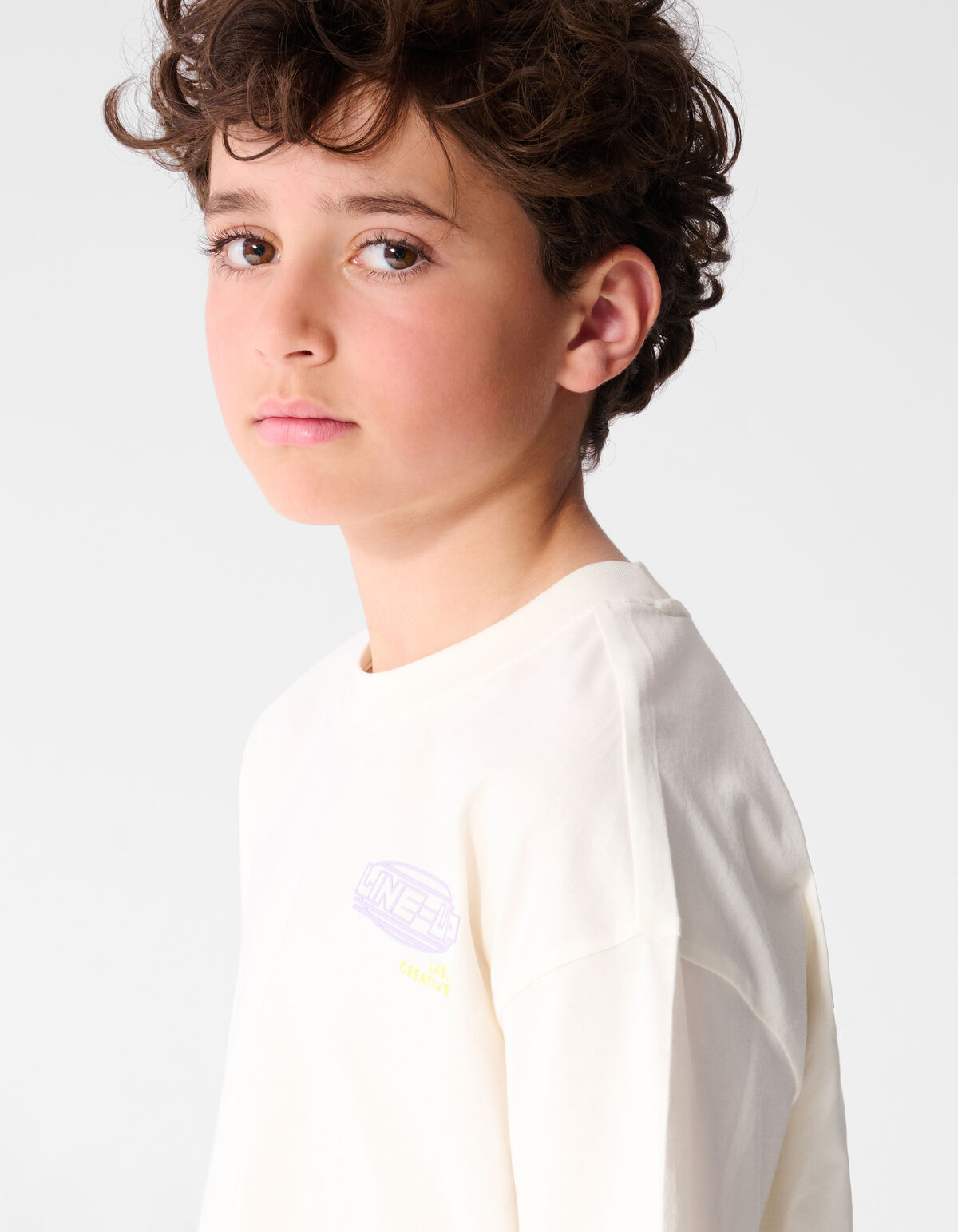 Line Up Artwork T-shirt Gebroken Wit SHOEBY BOYS