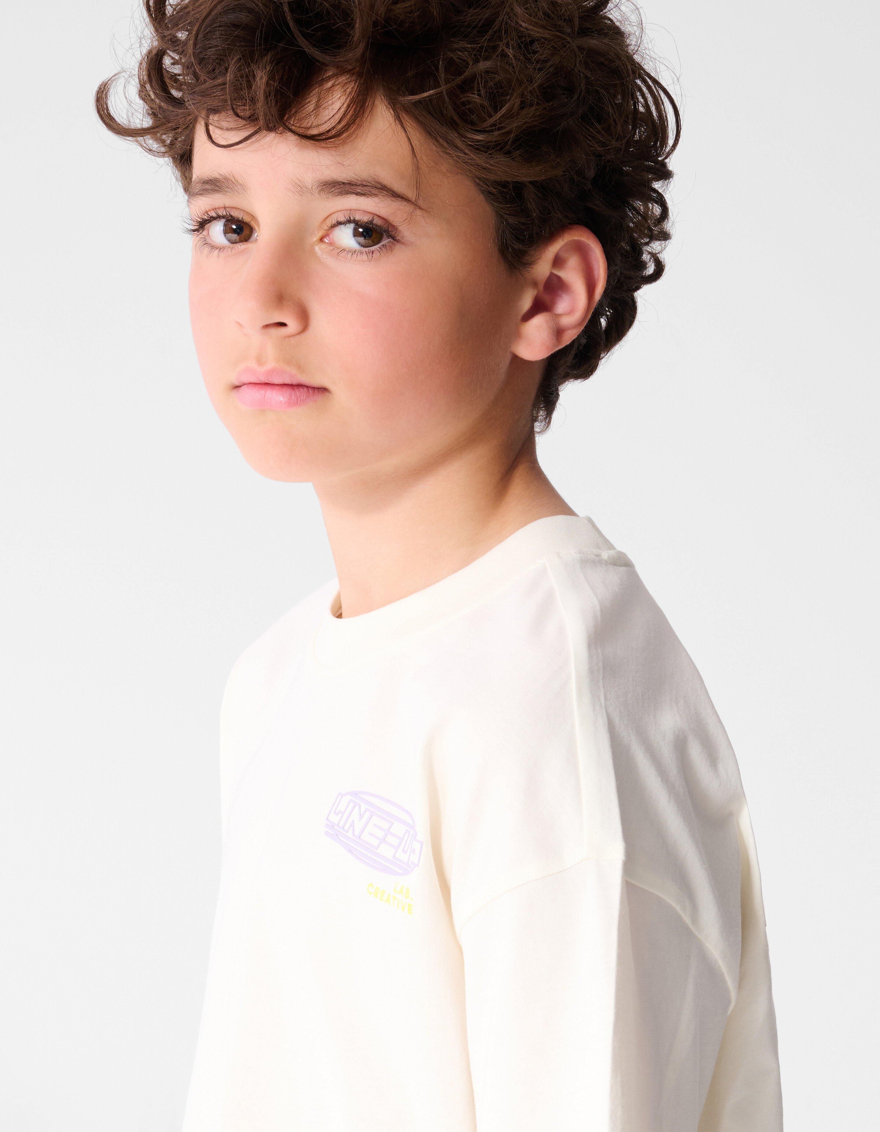 Line Up Artwork T-shirt Gebroken Wit SHOEBY BOYS