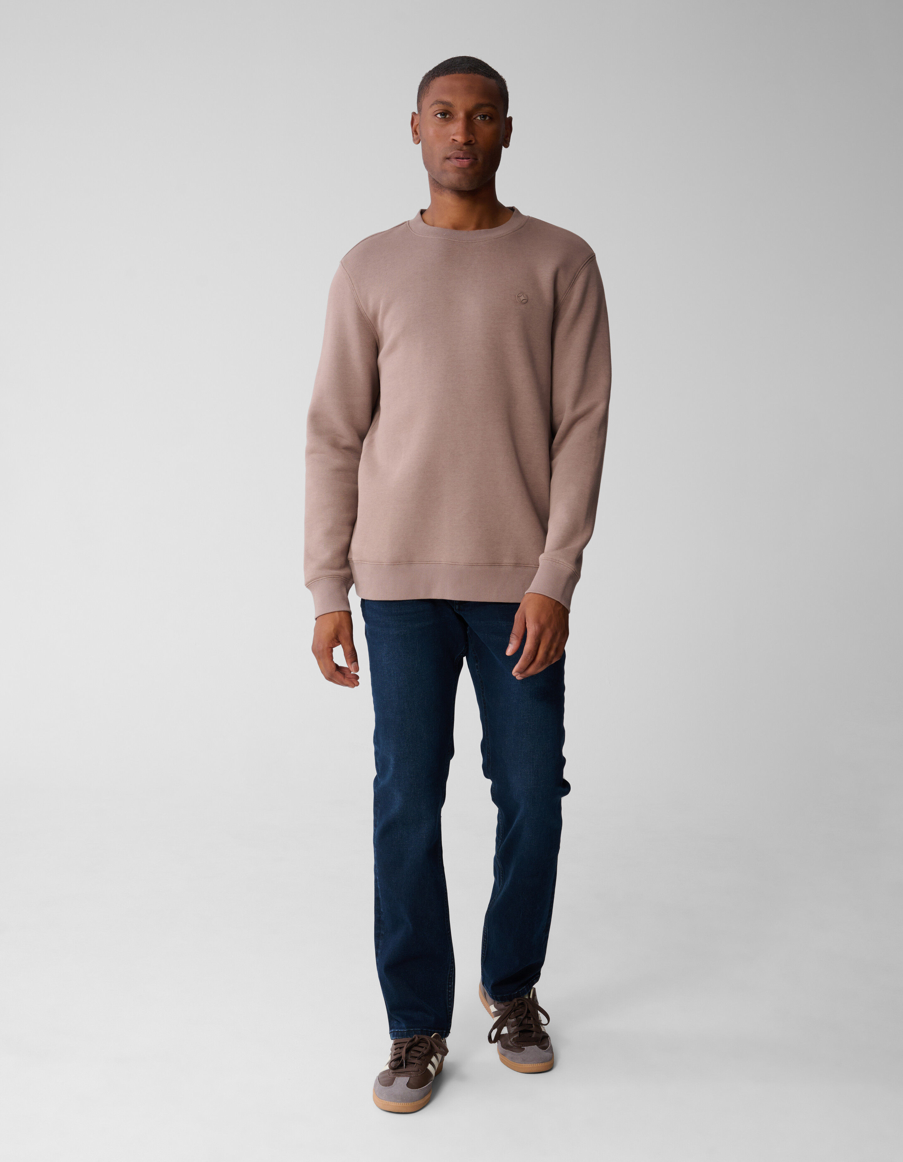 Badge Sweater Lichtbruin SHOEBY MEN