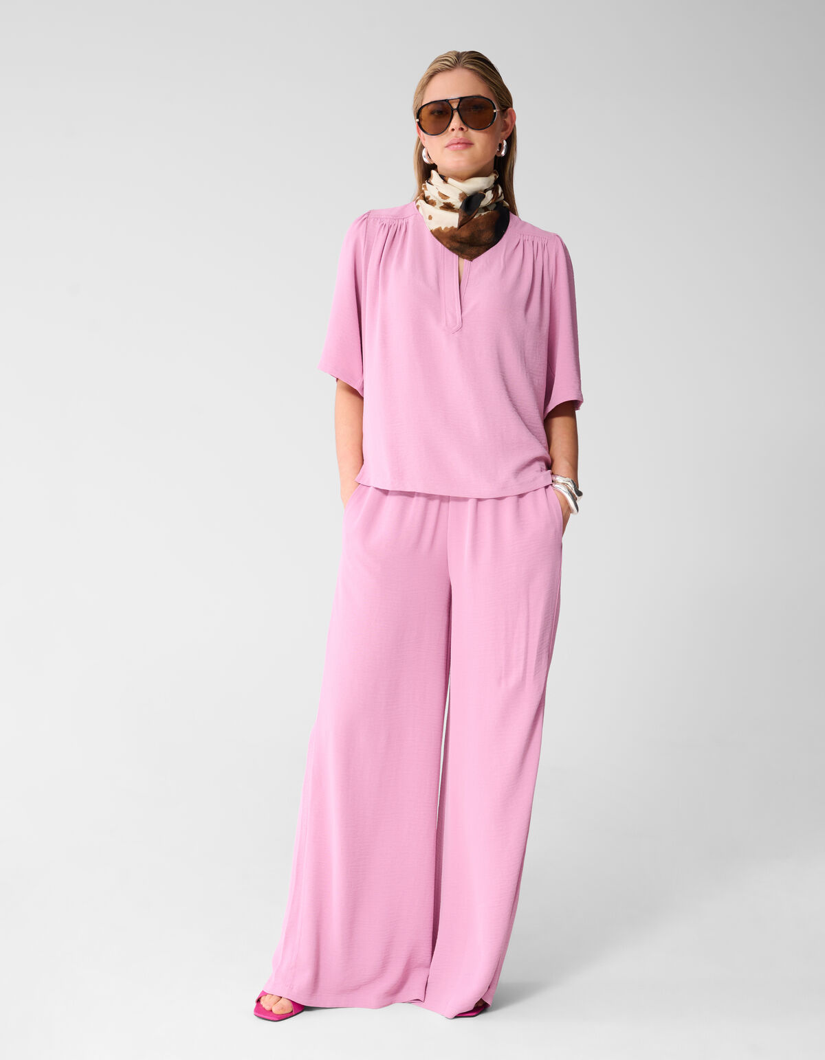 Twist Piping Top Roze SHOEBY WOMEN