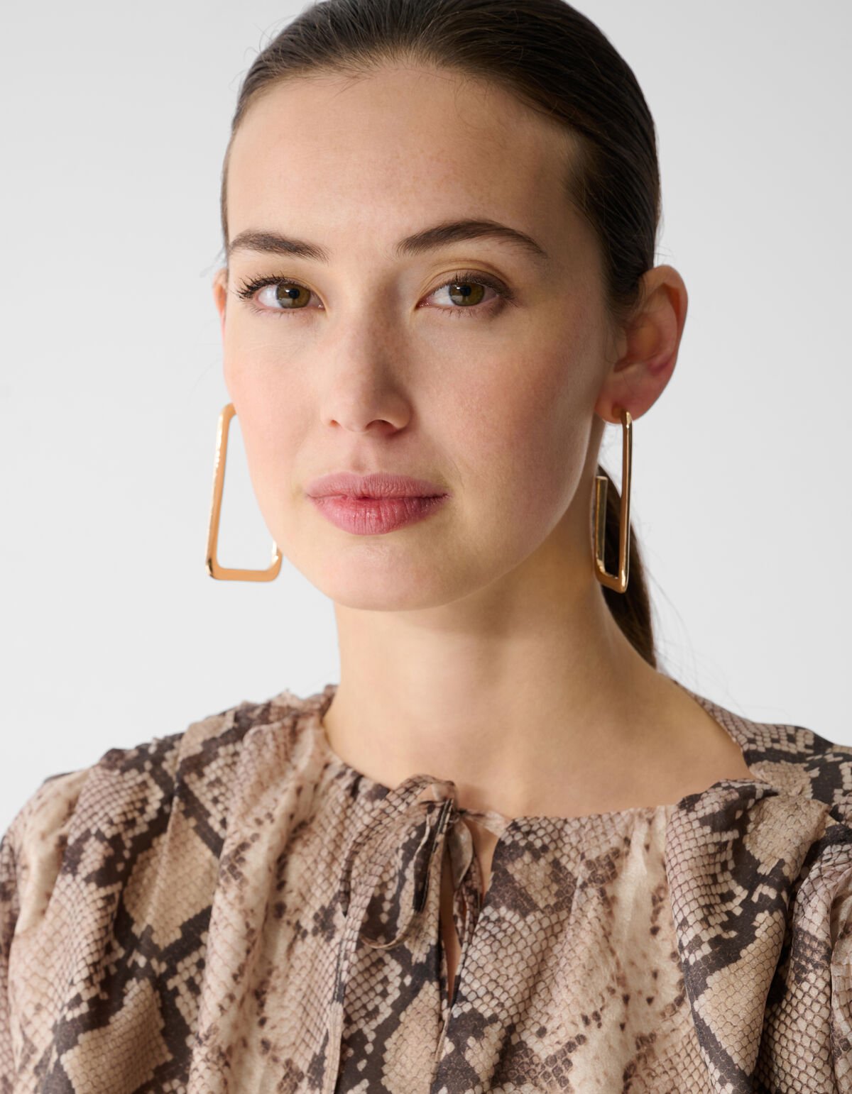 Snake Ruffle Mini Jurk Lichtbruin SHOEBY WOMEN