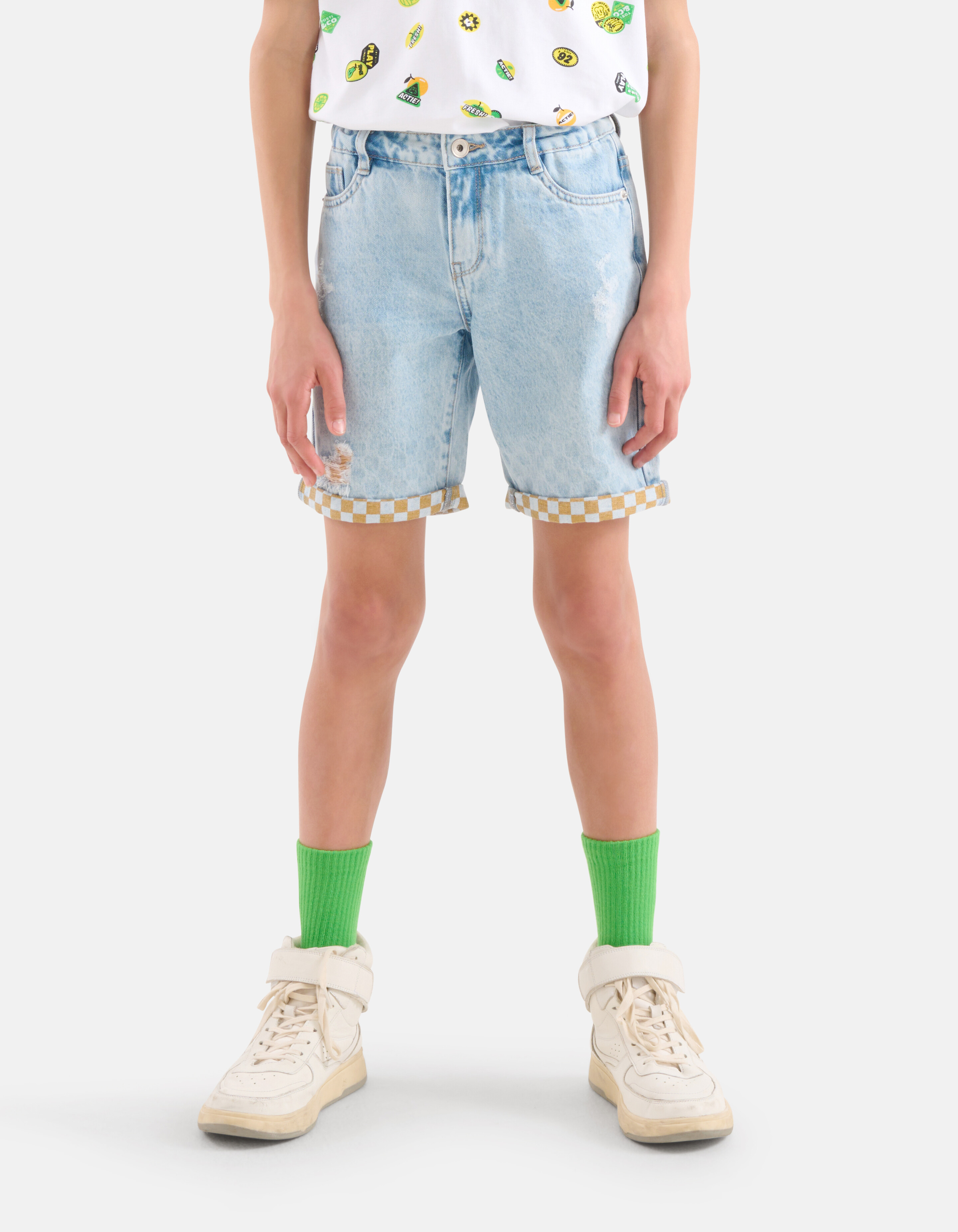 Artwork Denim Short Bleached By Dylan SHOEBY BOYS