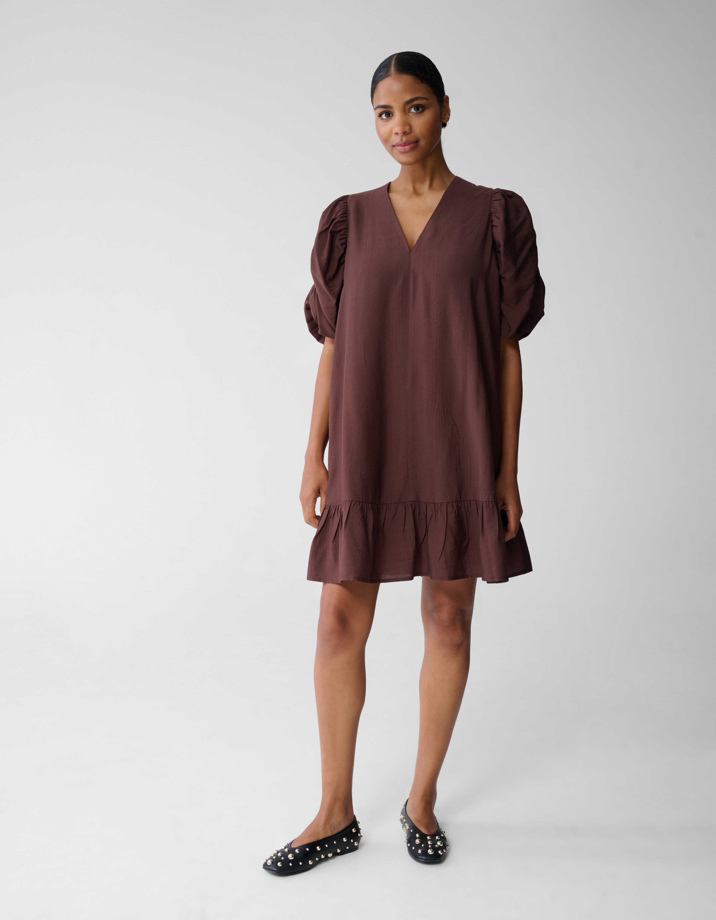 Puffy Sleeve Mini Jurk Bruin SHOEBY WOMEN