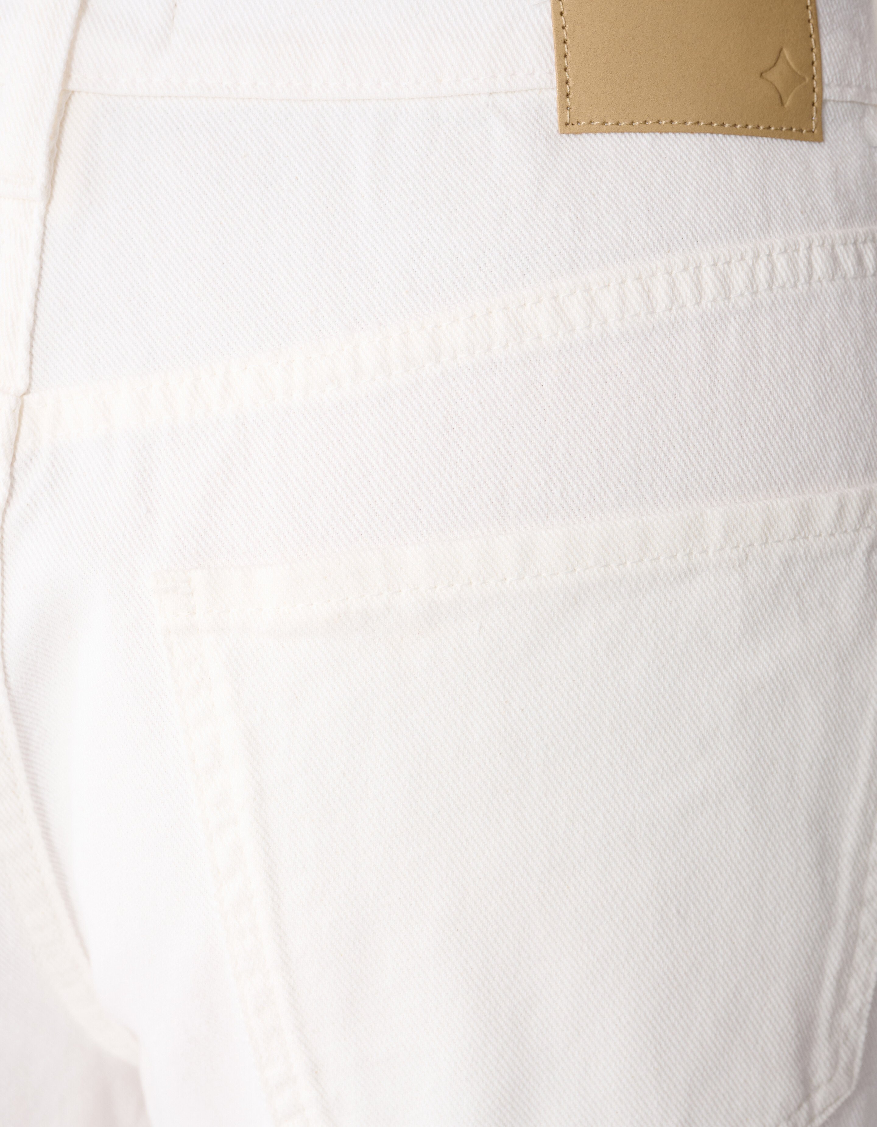 Straight Fit Jeans Wit By Monica SHOEBY WOMEN