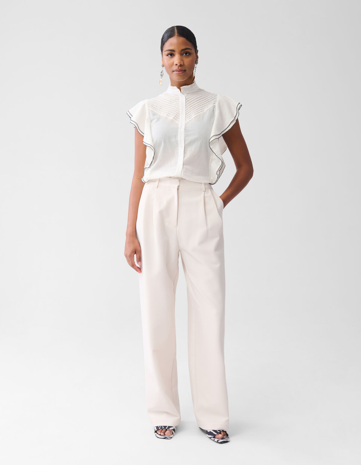 Pintuck Ruffle Top Gebroken Wit SHOEBY WOMEN