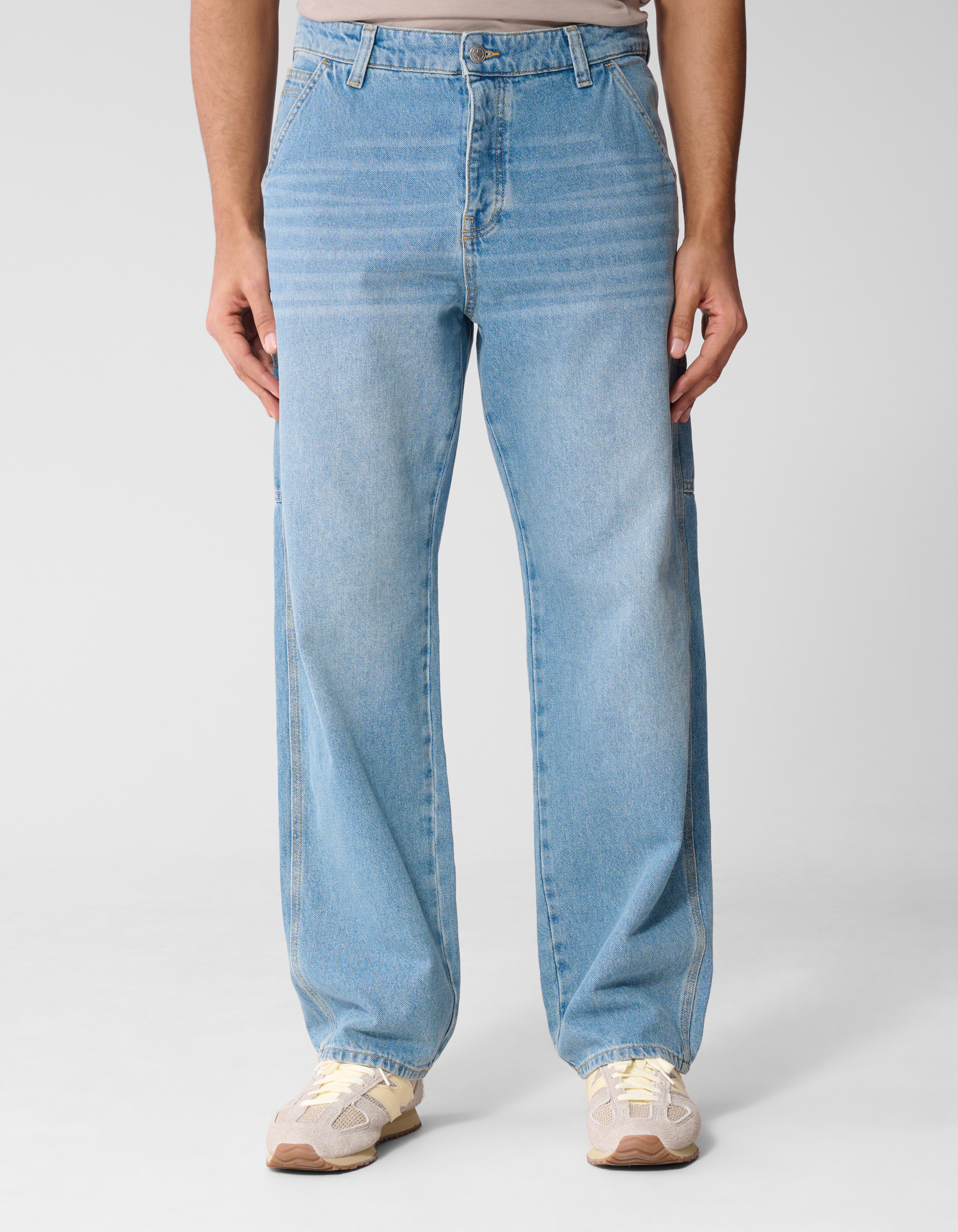 Carpenter Relaxed Fit Jeans Bleached L32 SHOEBY MEN