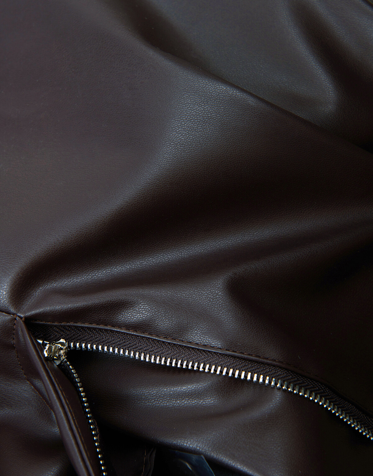 Vegan Leather Paperbag Short EKSEPT