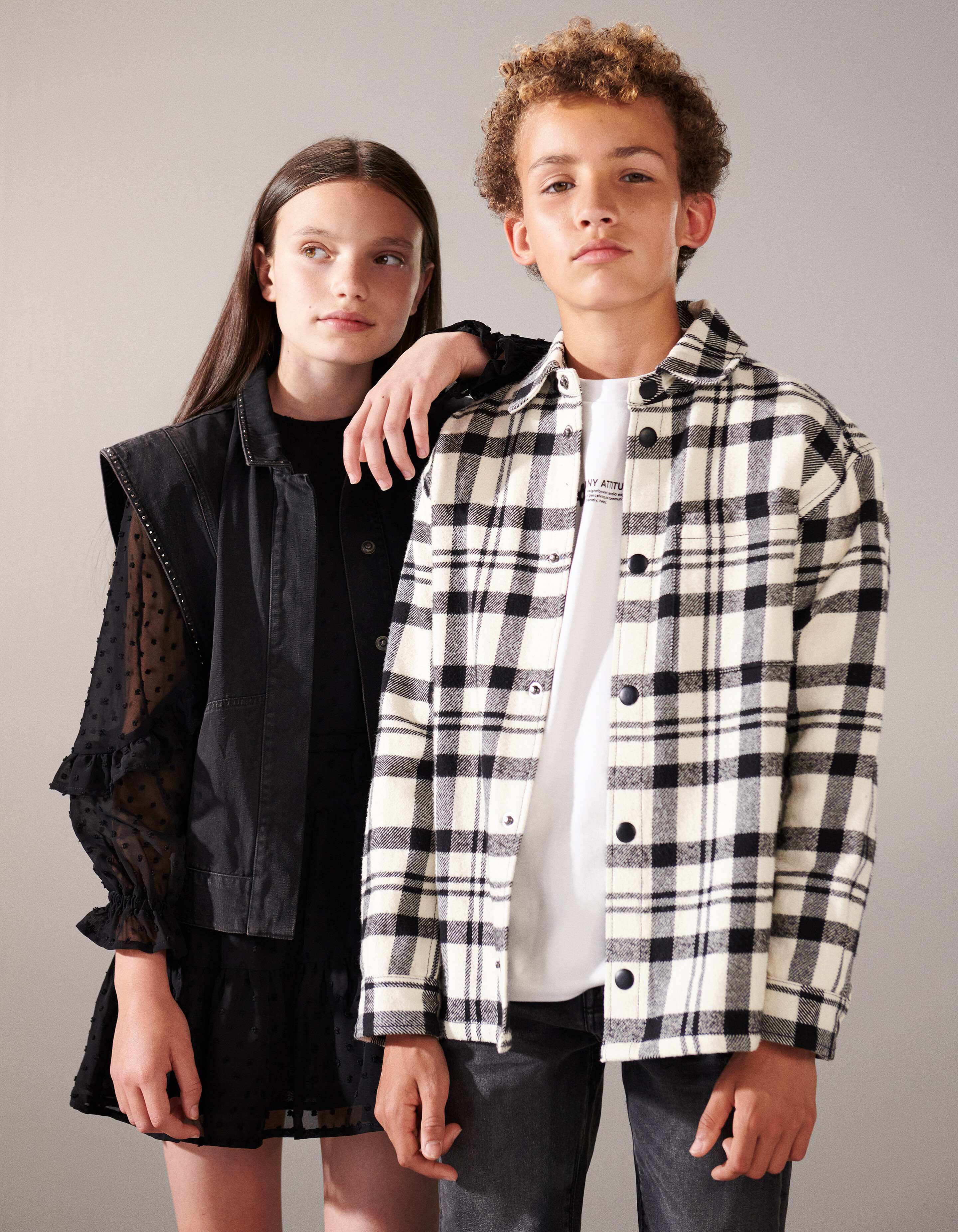 Studs Embroidery Gilet Donkergrijs SHOEBY GIRLS