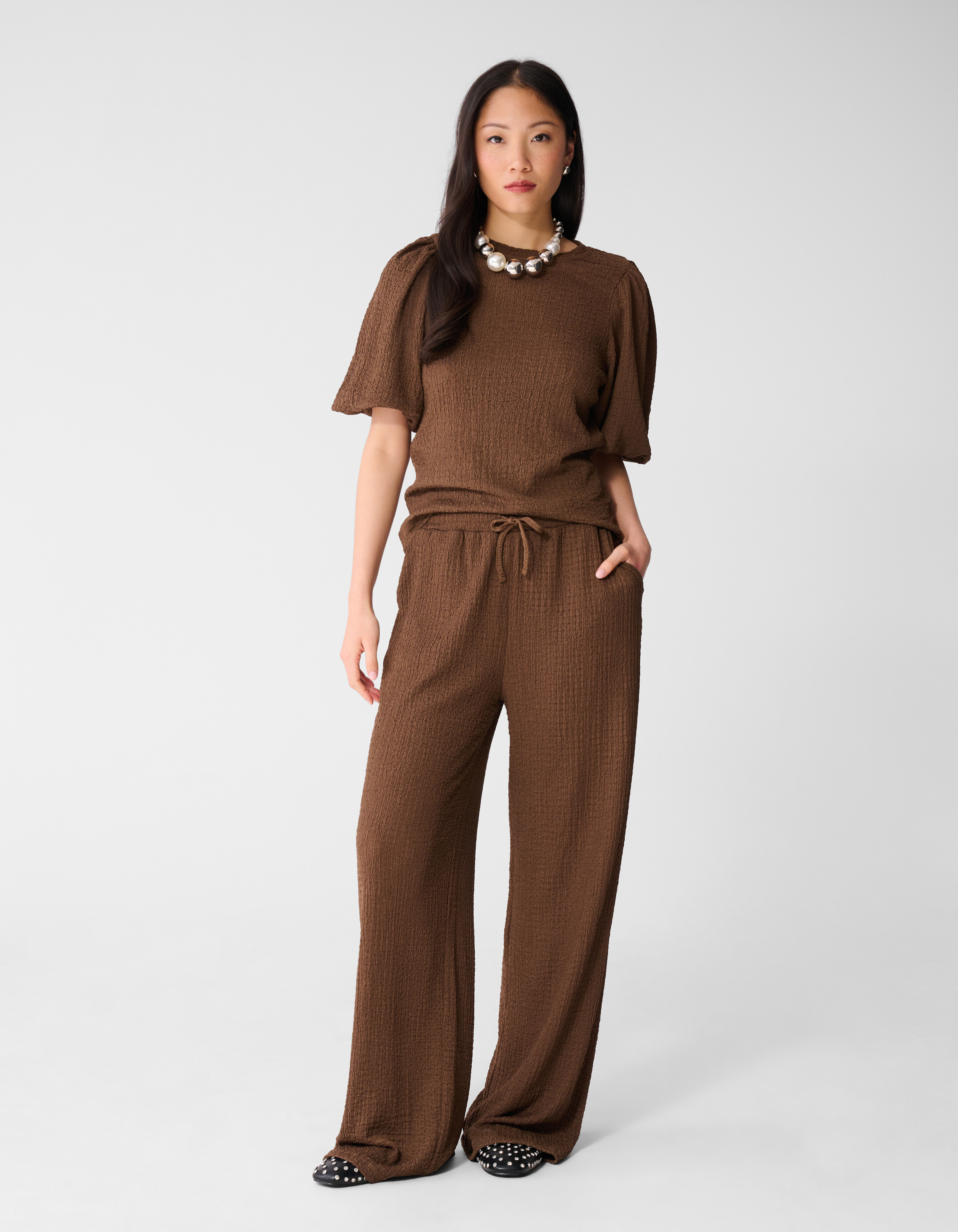 Crinkle Wide Leg Fit Broek Bruin SHOEBY WOMEN