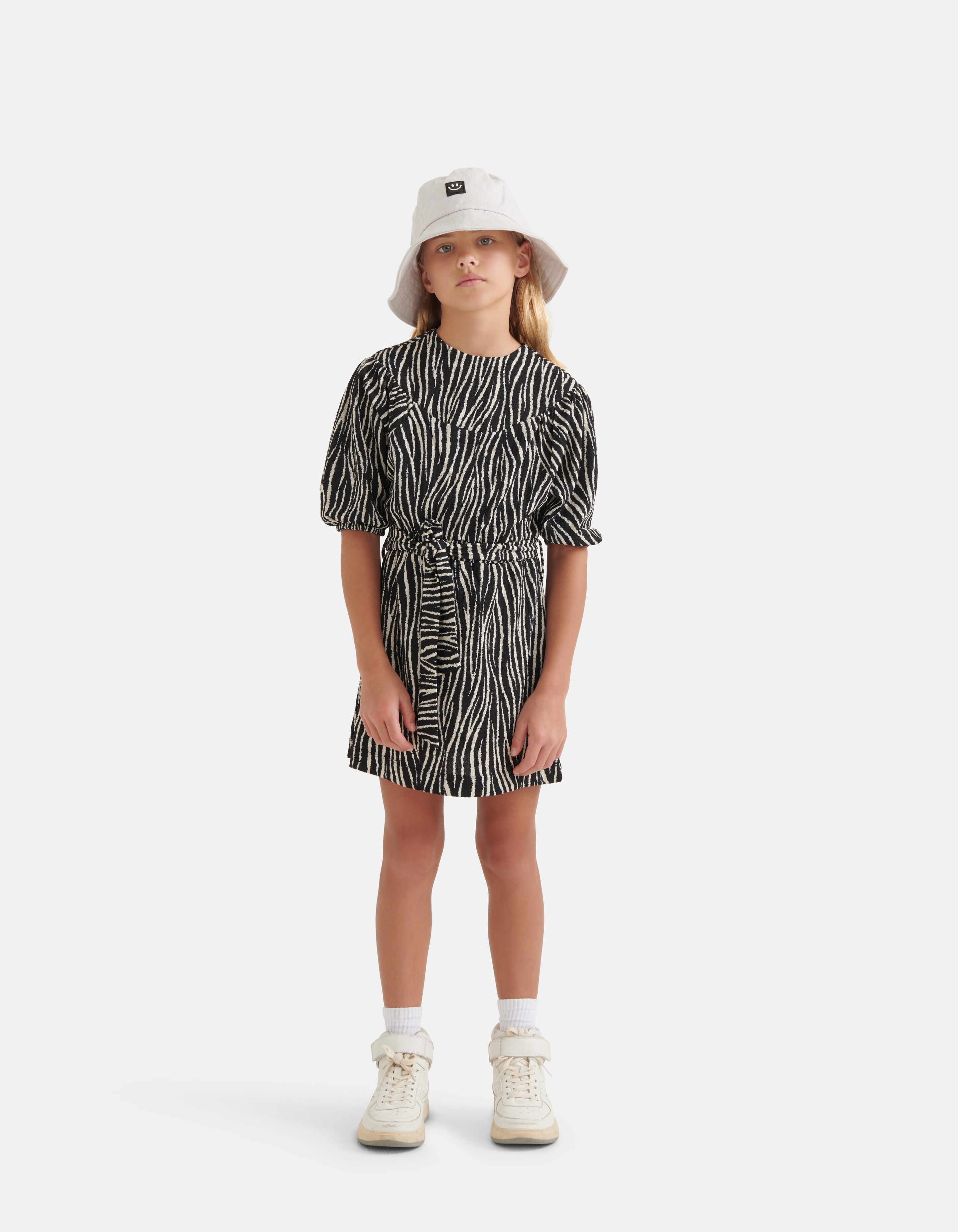 Zebra Crinkle Jurk Zwart/Wit SHOEBY GIRLS