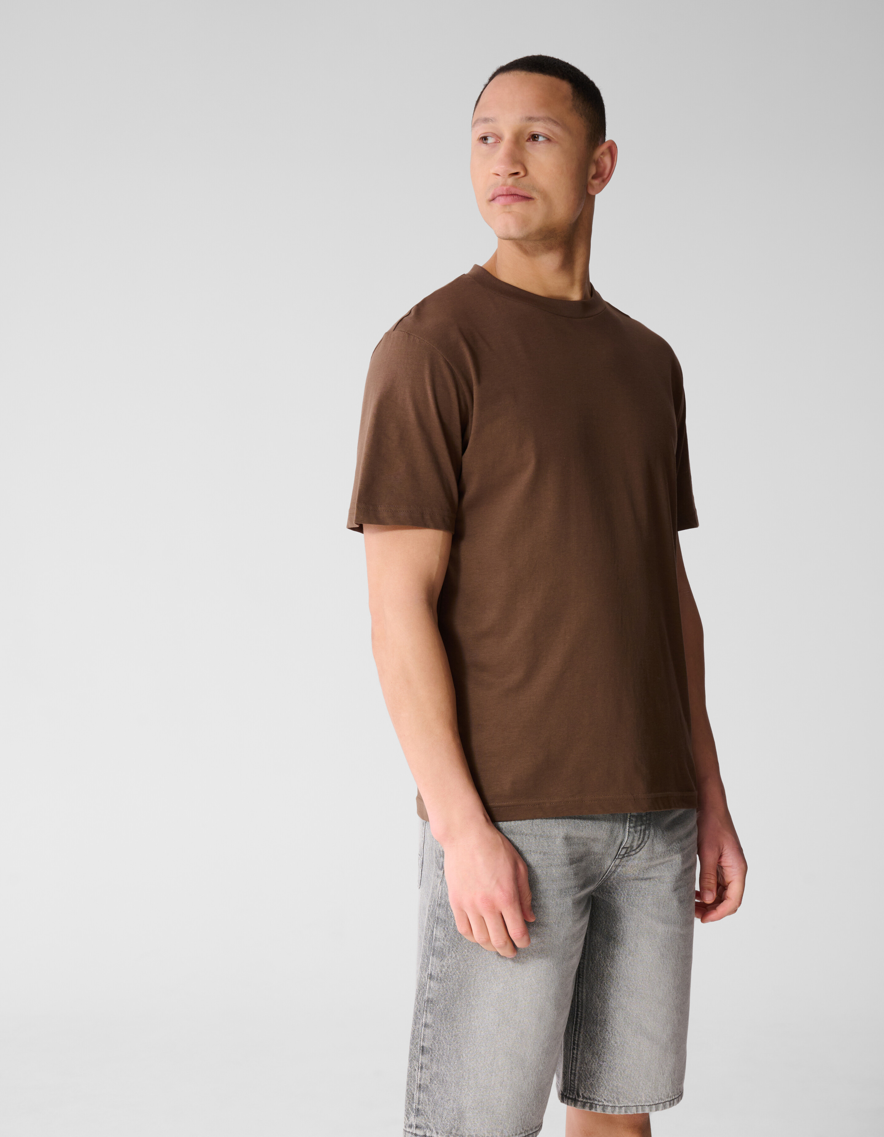 Logo Circle Artwork T-shirt Bruin SHOEBY MEN