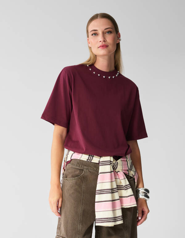 Studded T-shirt Donkerrood SHOEBY WOMEN