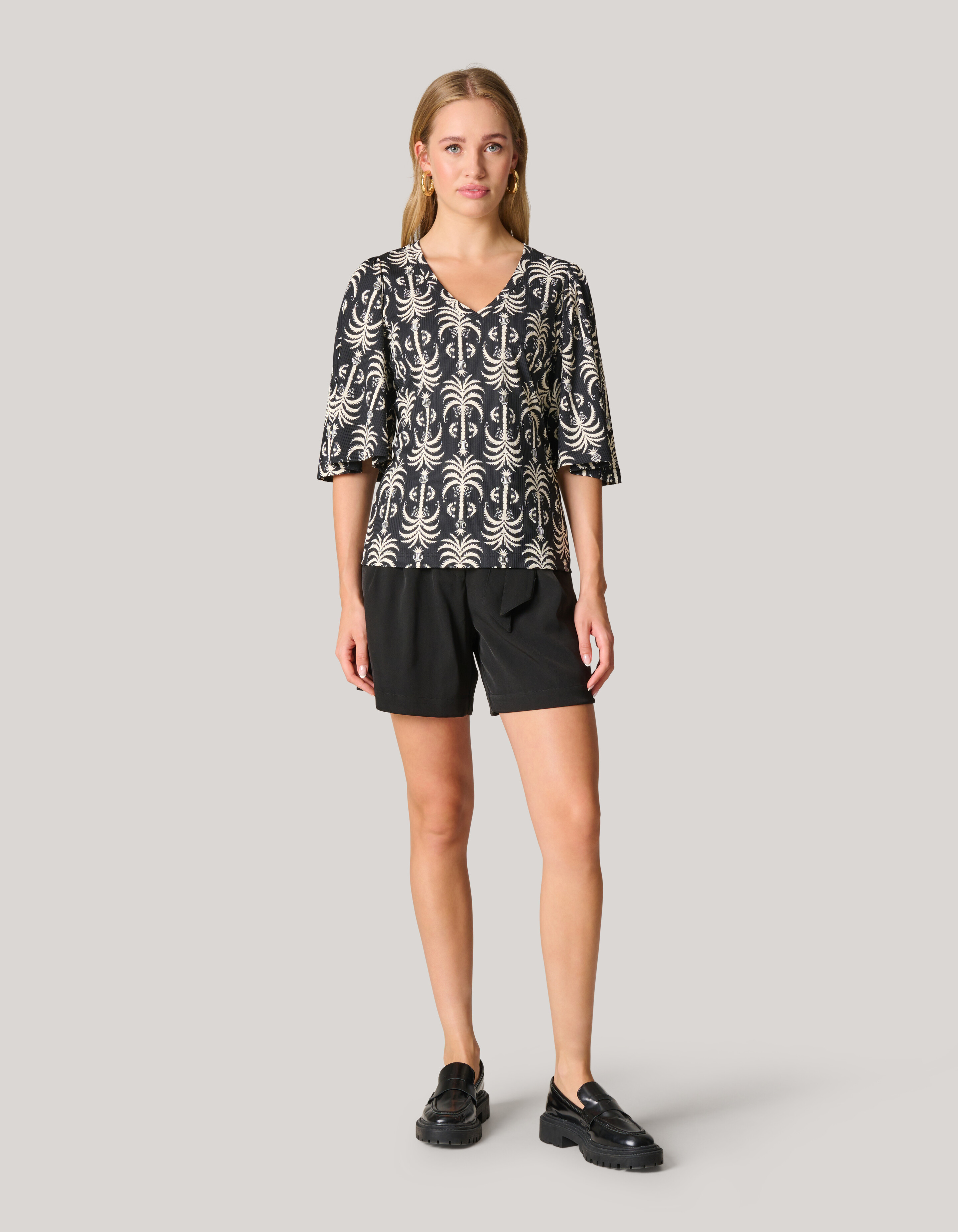 Printed Rib Jersey Ruffle Top Zwart SHOEBY WOMEN
