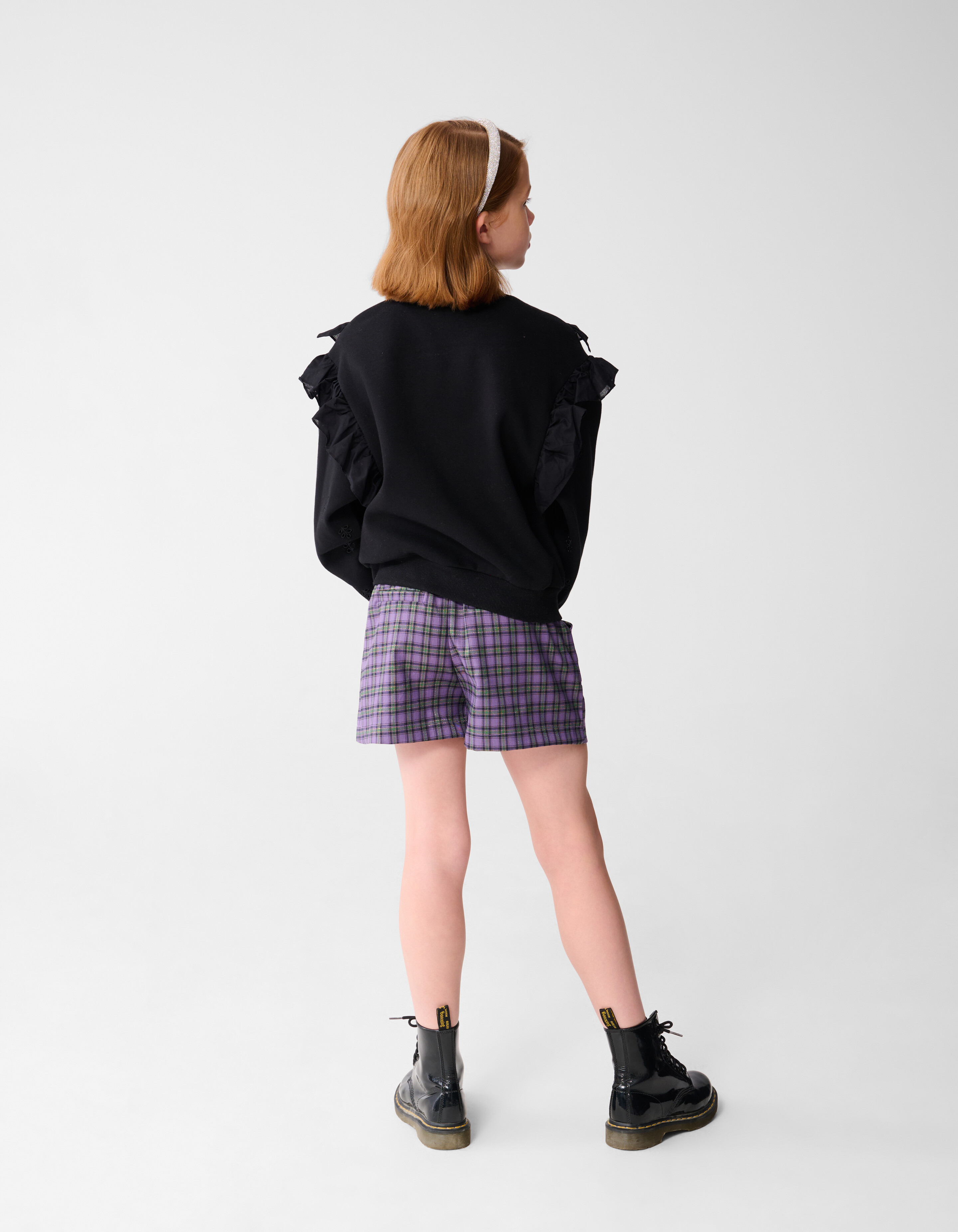 Ruffle Embroidery Sweater Zwart SHOEBY GIRLS