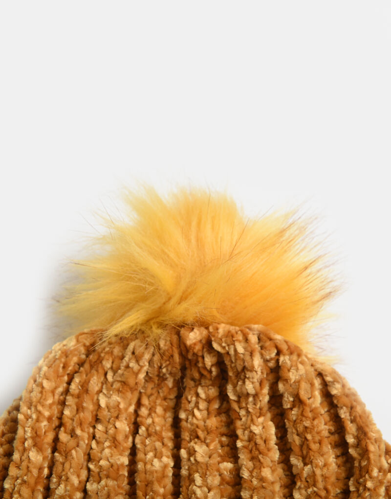 Chenille Pompom Muts