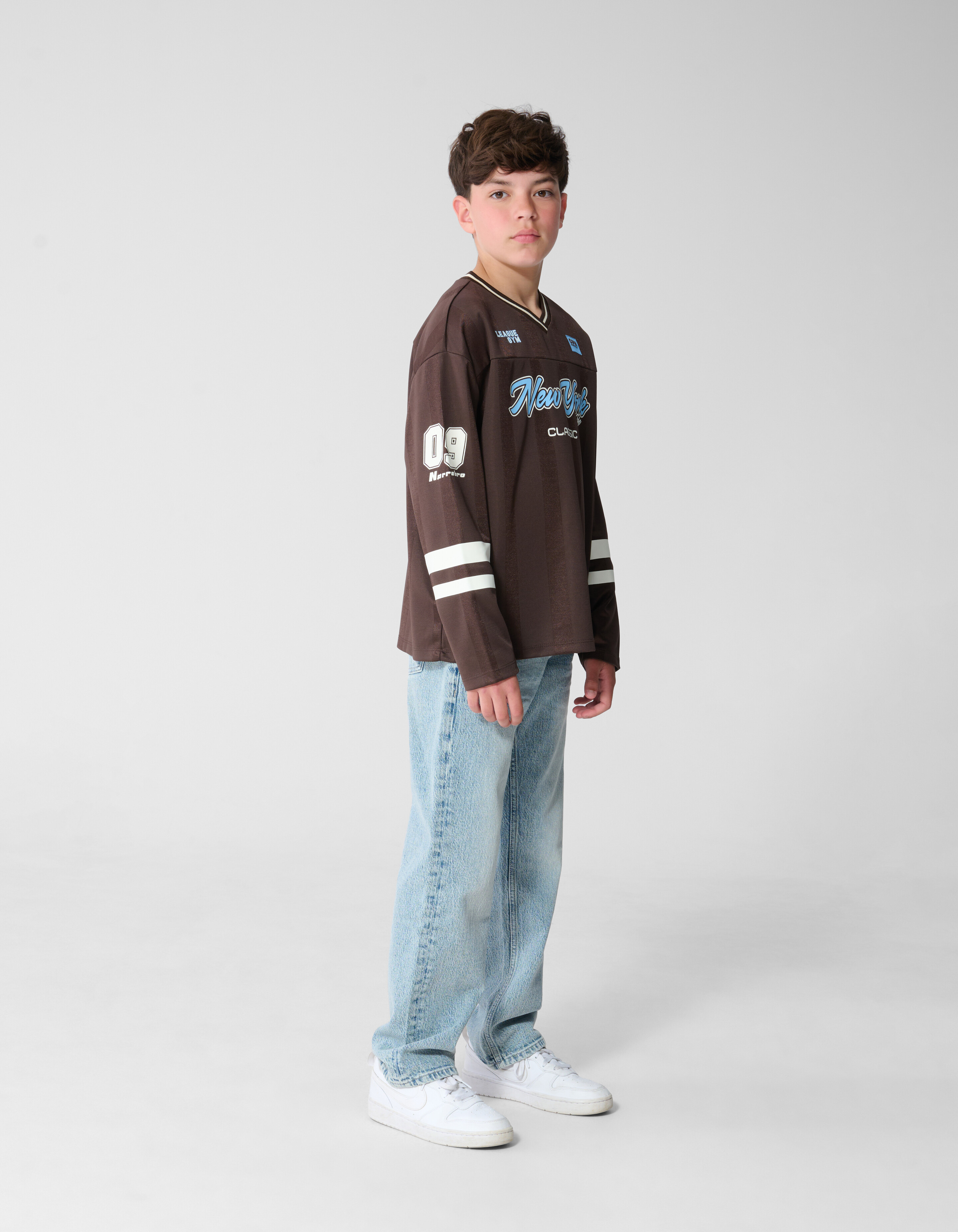 Sport Artwork Longsleeve Donkerbruin SHOEBY BOYS