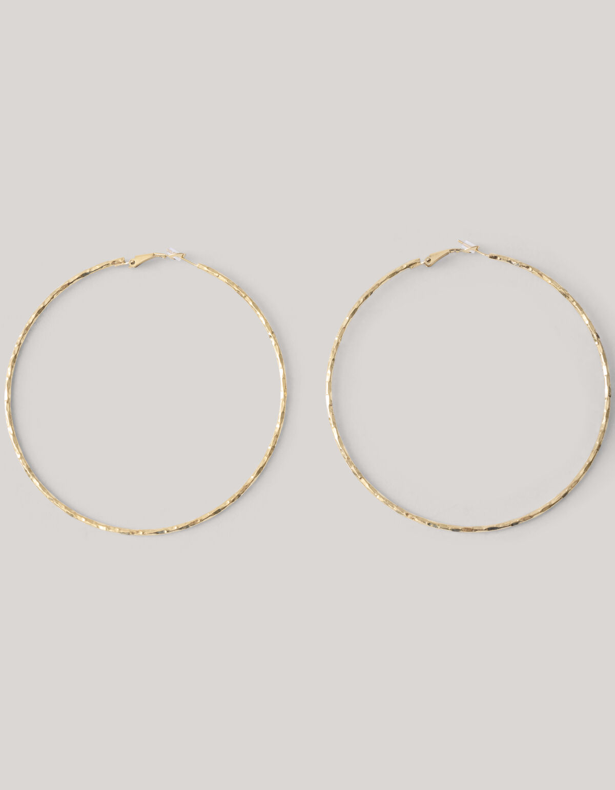 Hammered Hoop Oorbellen Goud SHOEBY ACCESSOIRES