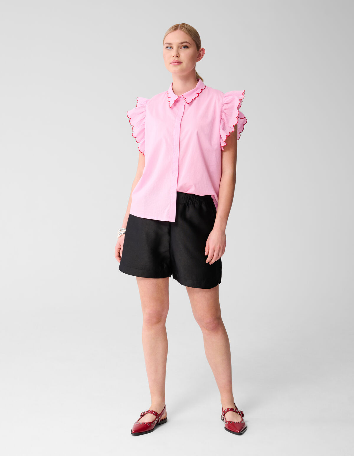Embroidery Ruffle Top Roze SHOEBY WOMEN