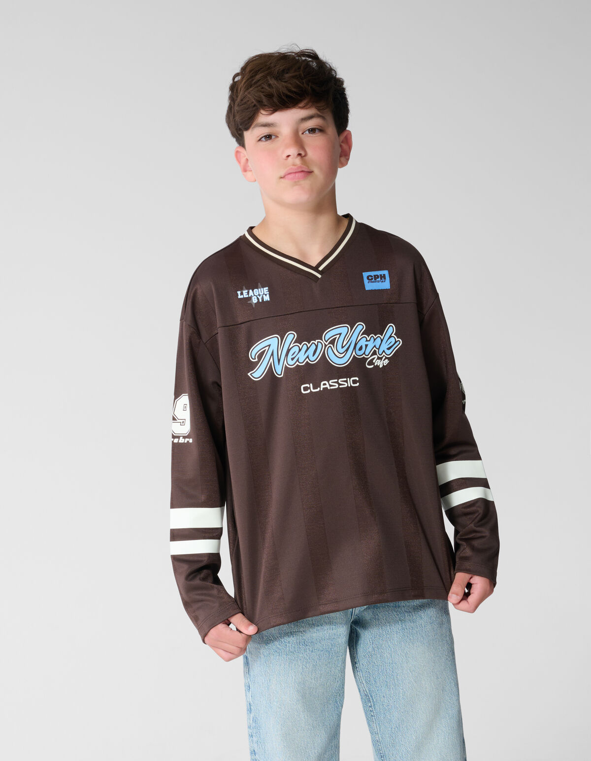 Sport Artwork Longsleeve Donkerbruin SHOEBY BOYS
