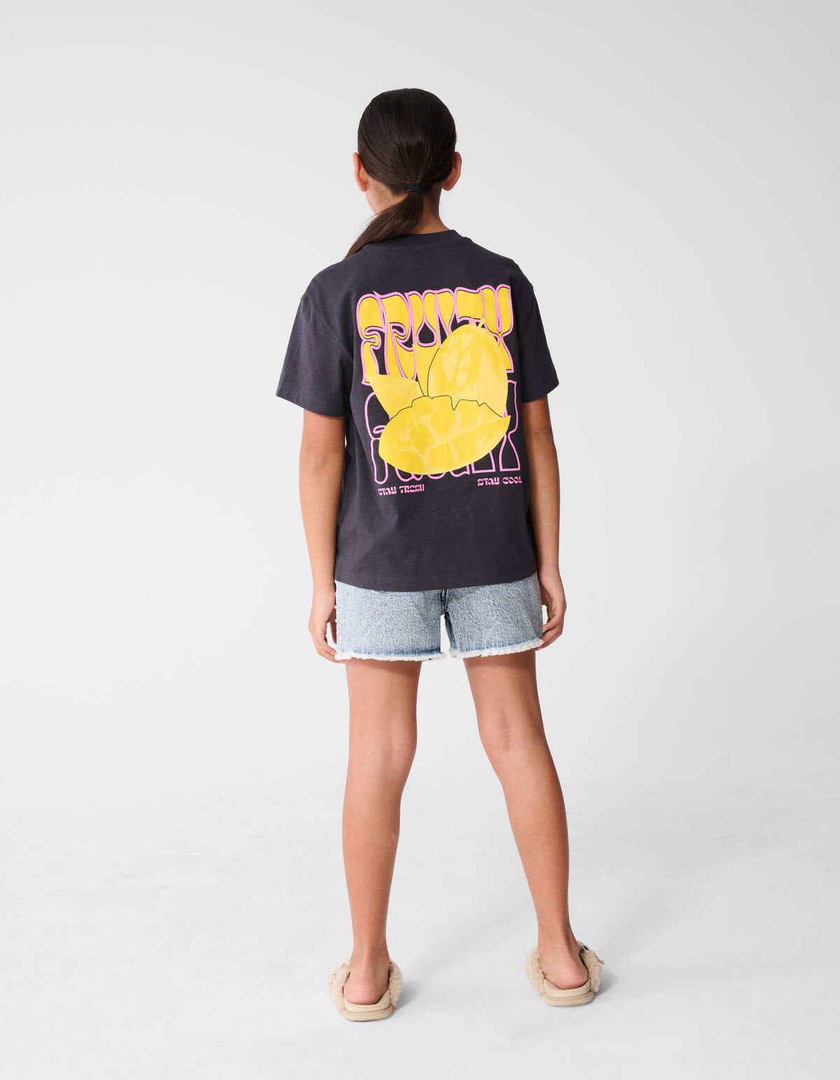 Fruity Artwork T-shirt Donkergrijs SHOEBY GIRLS