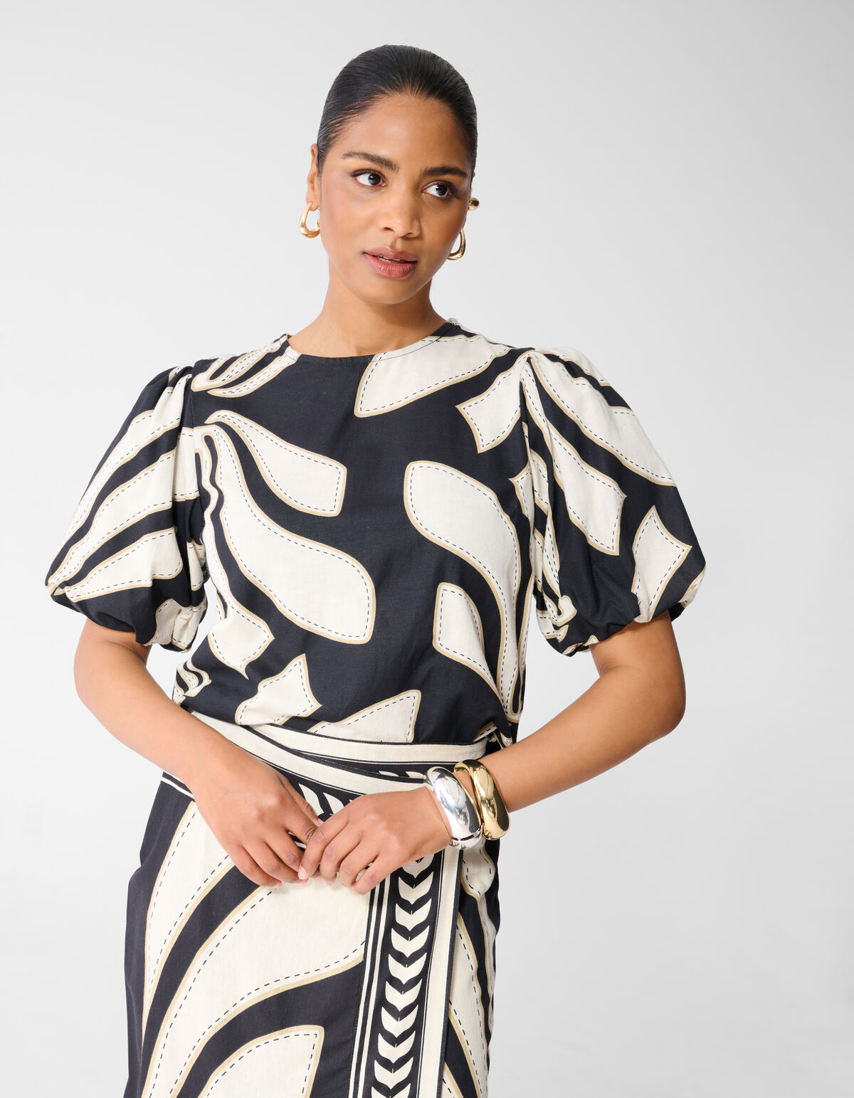 Printed Puff Top Zwart SHOEBY WOMEN