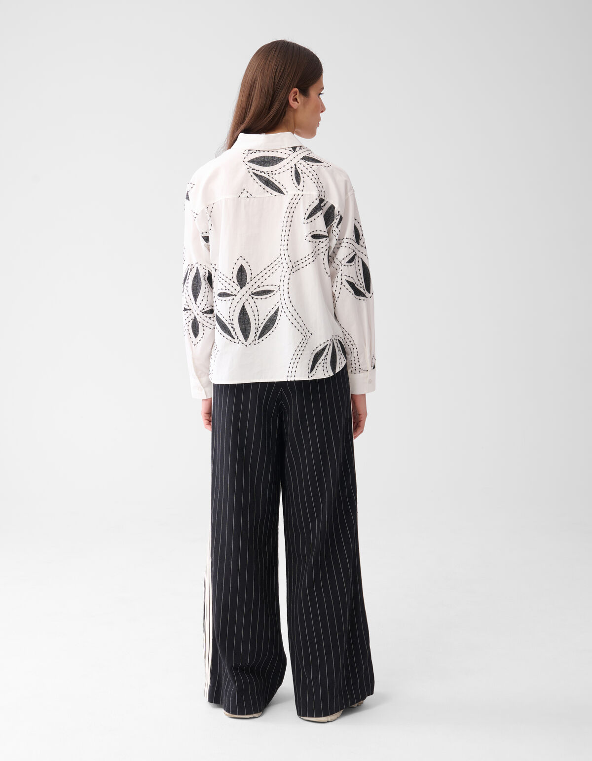 Pinstripe Wide Leg Fit Broek Donkergrijs SHOEBY WOMEN