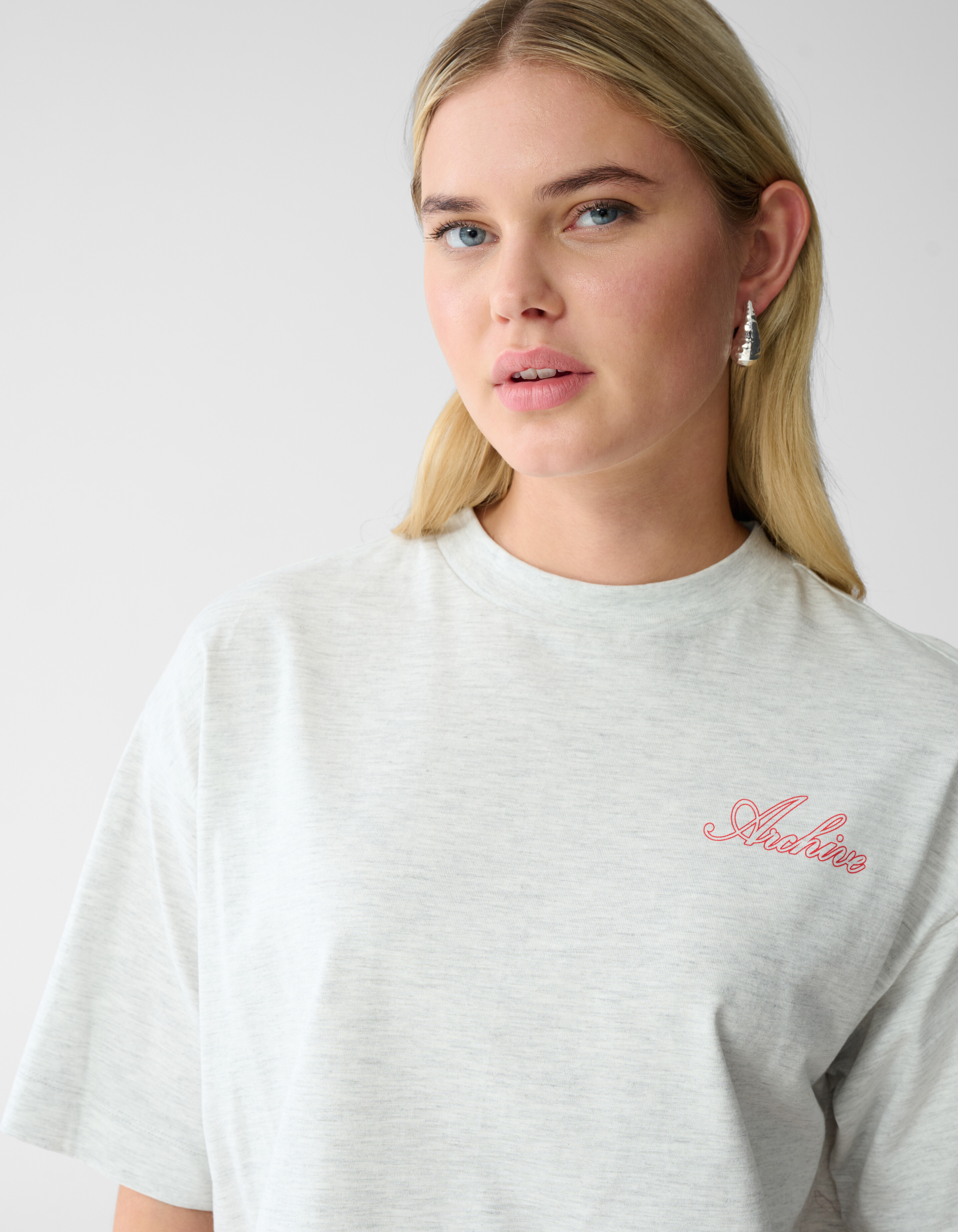 Heart Back Artwork T-shirt Lichtgrijs SHOEBY WOMEN