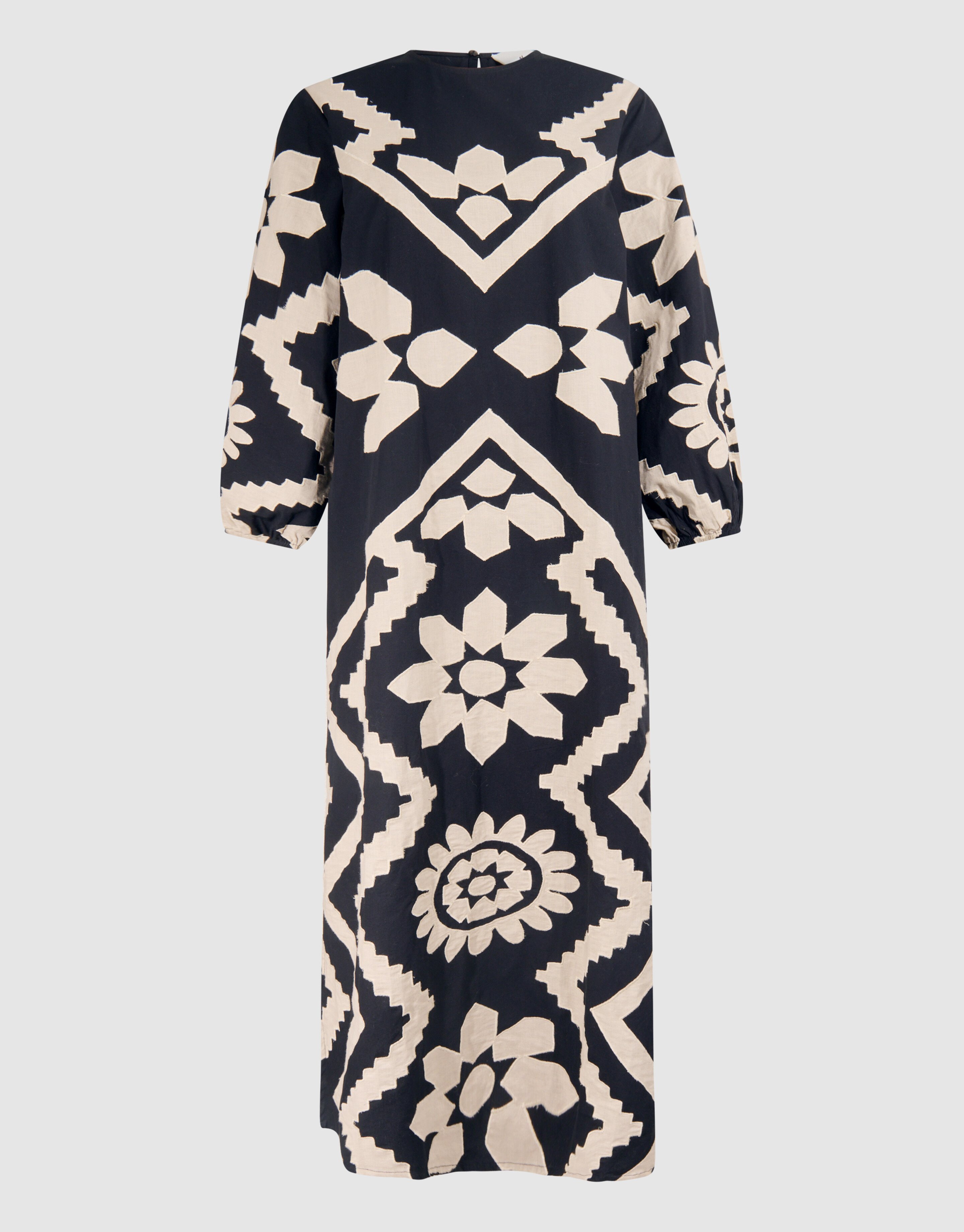 Patch Embroidery Jurk Zwart By Lonneke SHOEBY WOMEN