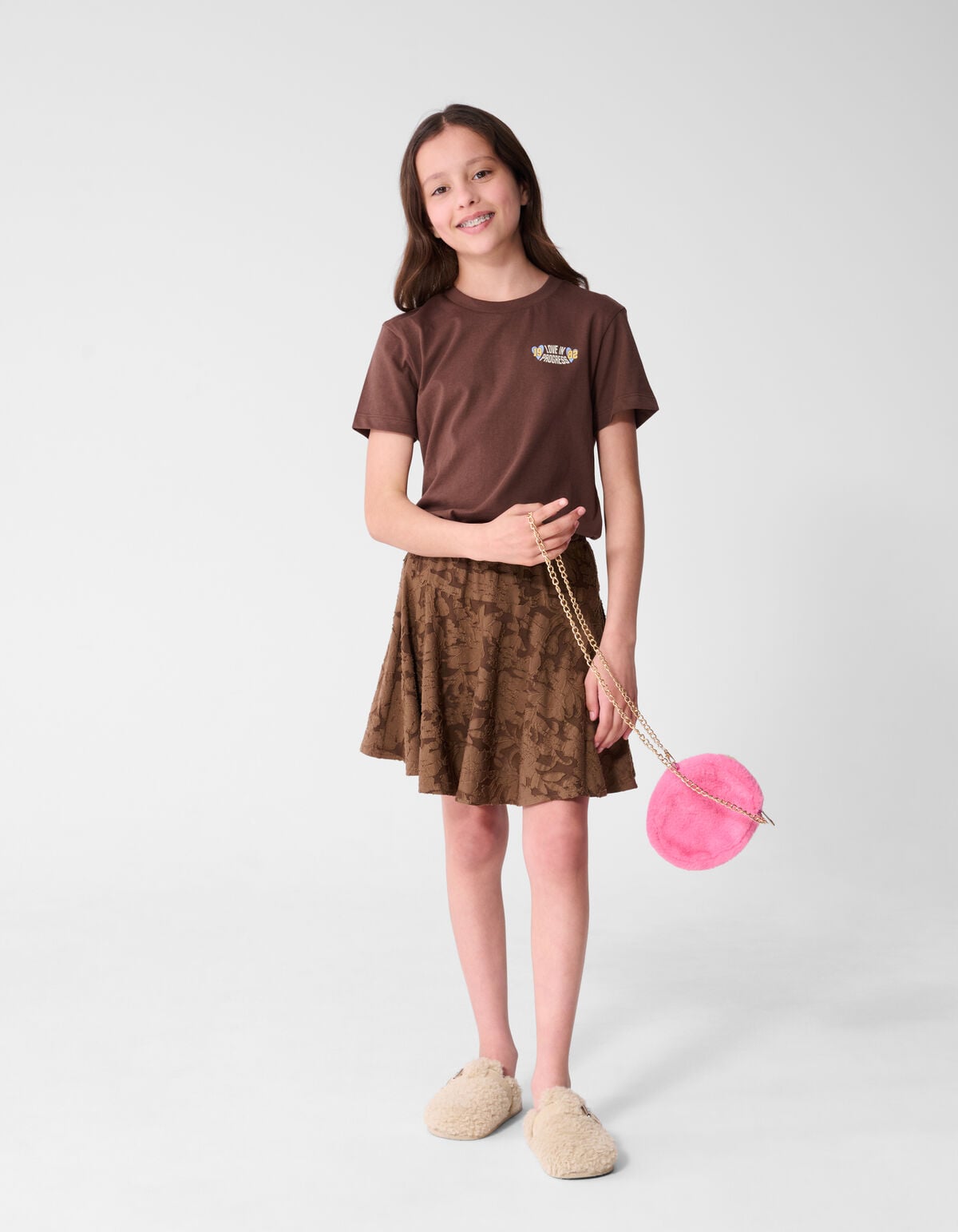 Progress Artwork T-shirt Bruin SHOEBY GIRLS