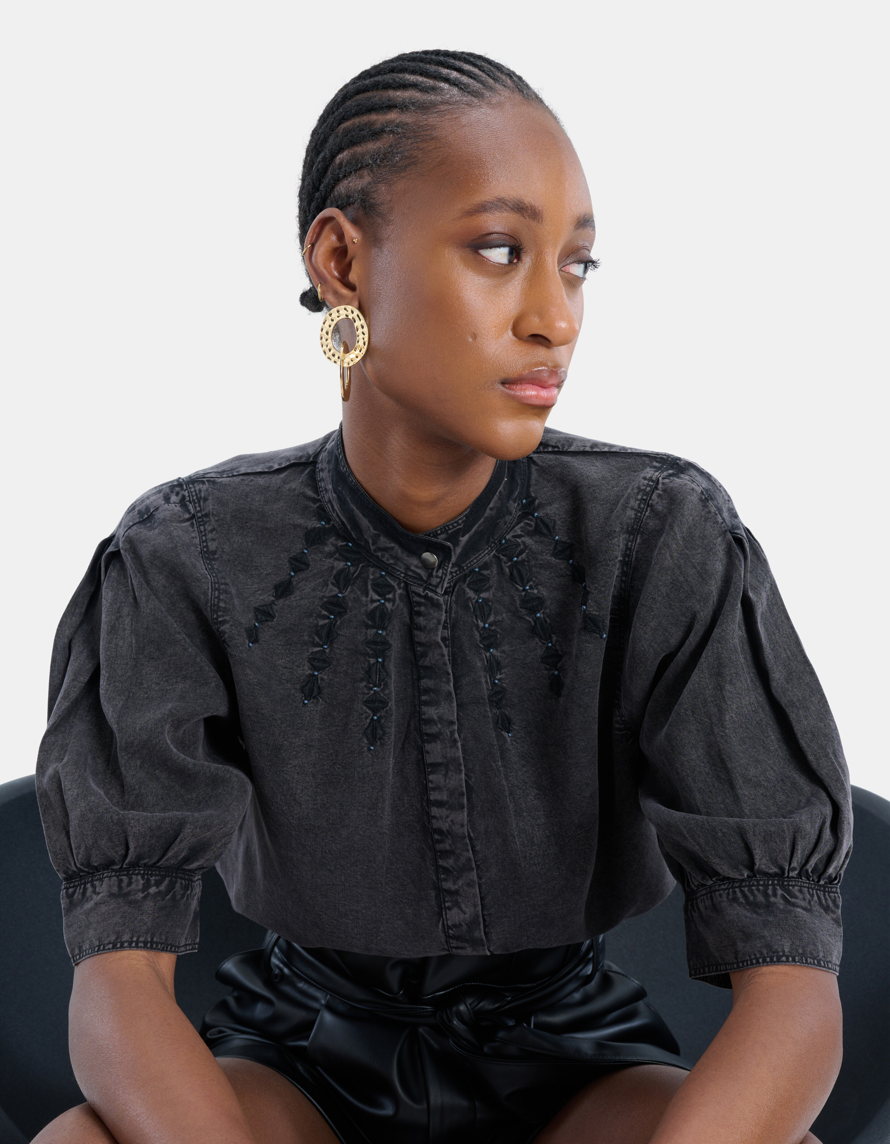 Embro Pleat Blouse EKSEPT