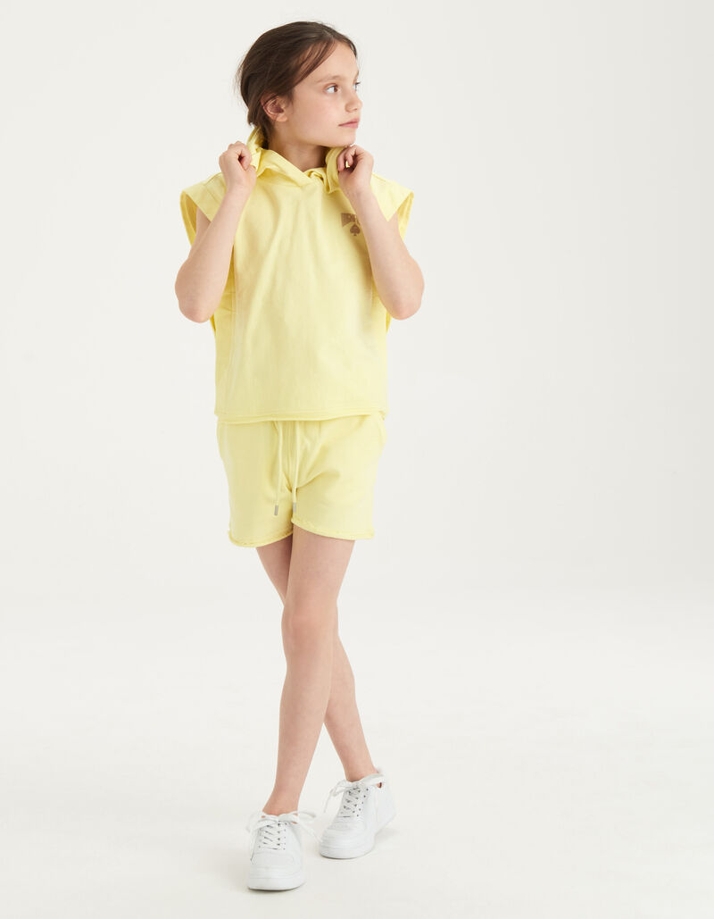 Vea Short