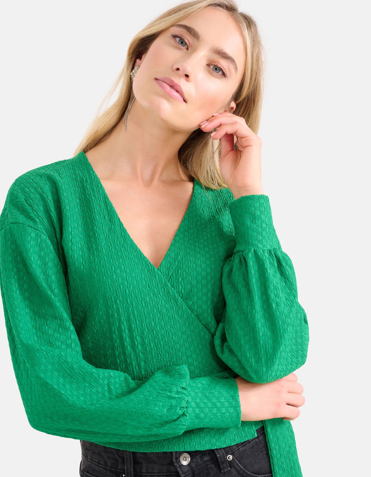 Crinkle Wrap Top Groen SHOEBY WOMEN