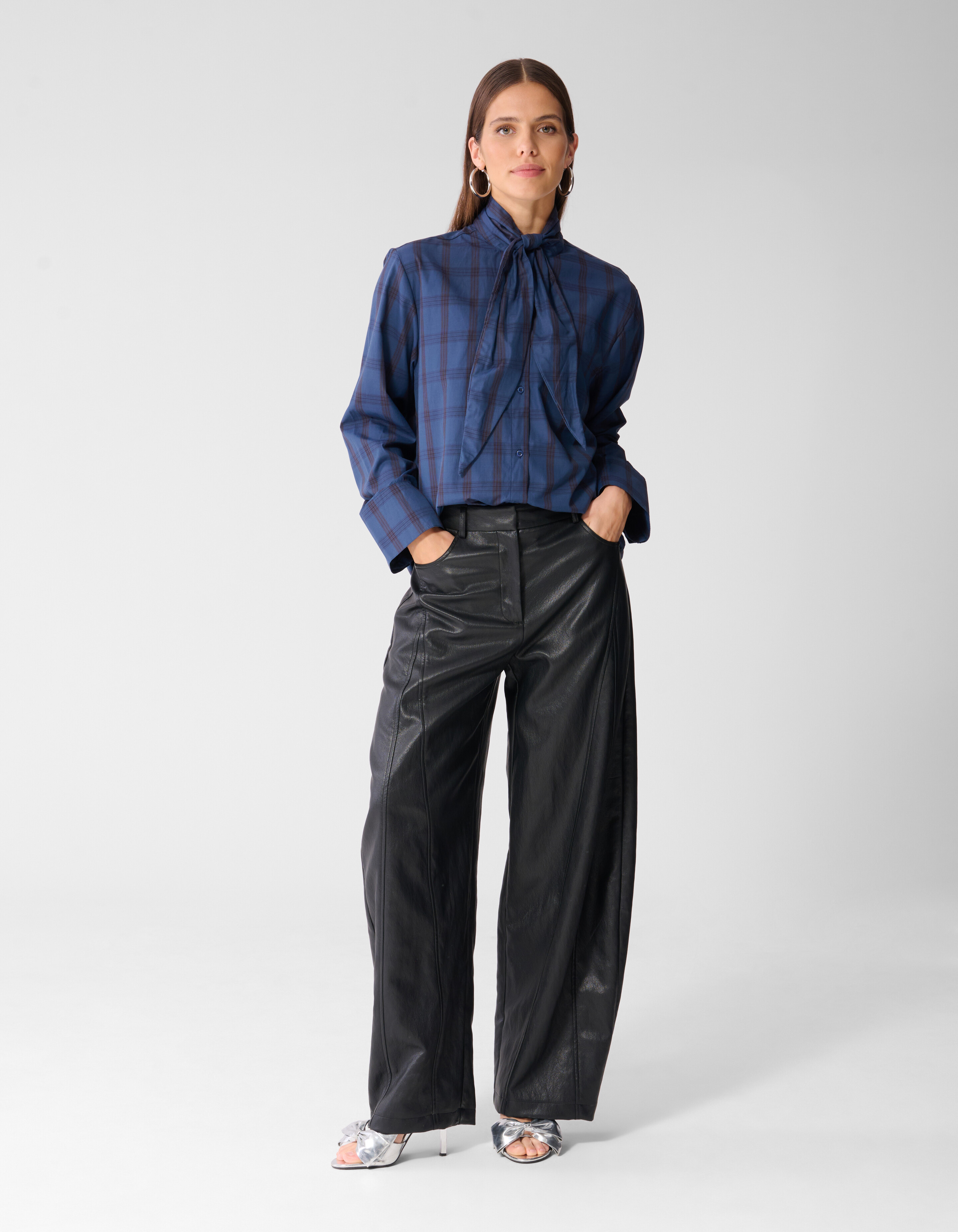 Oversized Fit Scarf Blouse Blauw SHOEBY WOMEN