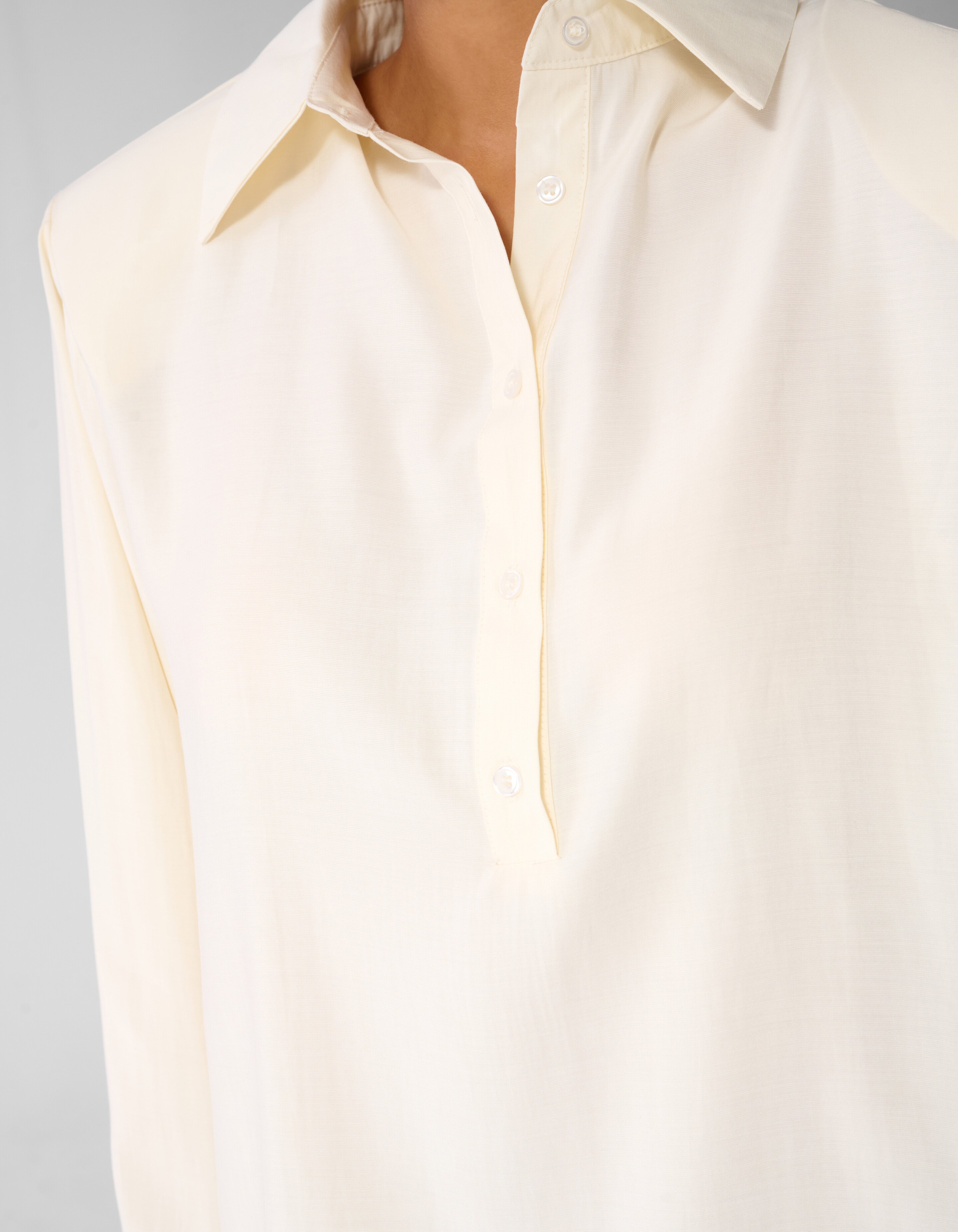 Soft Polo Blouse Ecru SHOEBY WOMEN