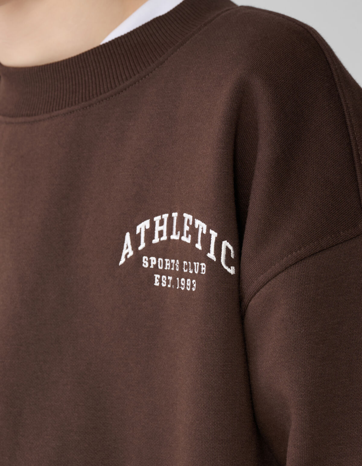 Athletic Artwork Sweater Donkerbruin SHOEBY BOYS