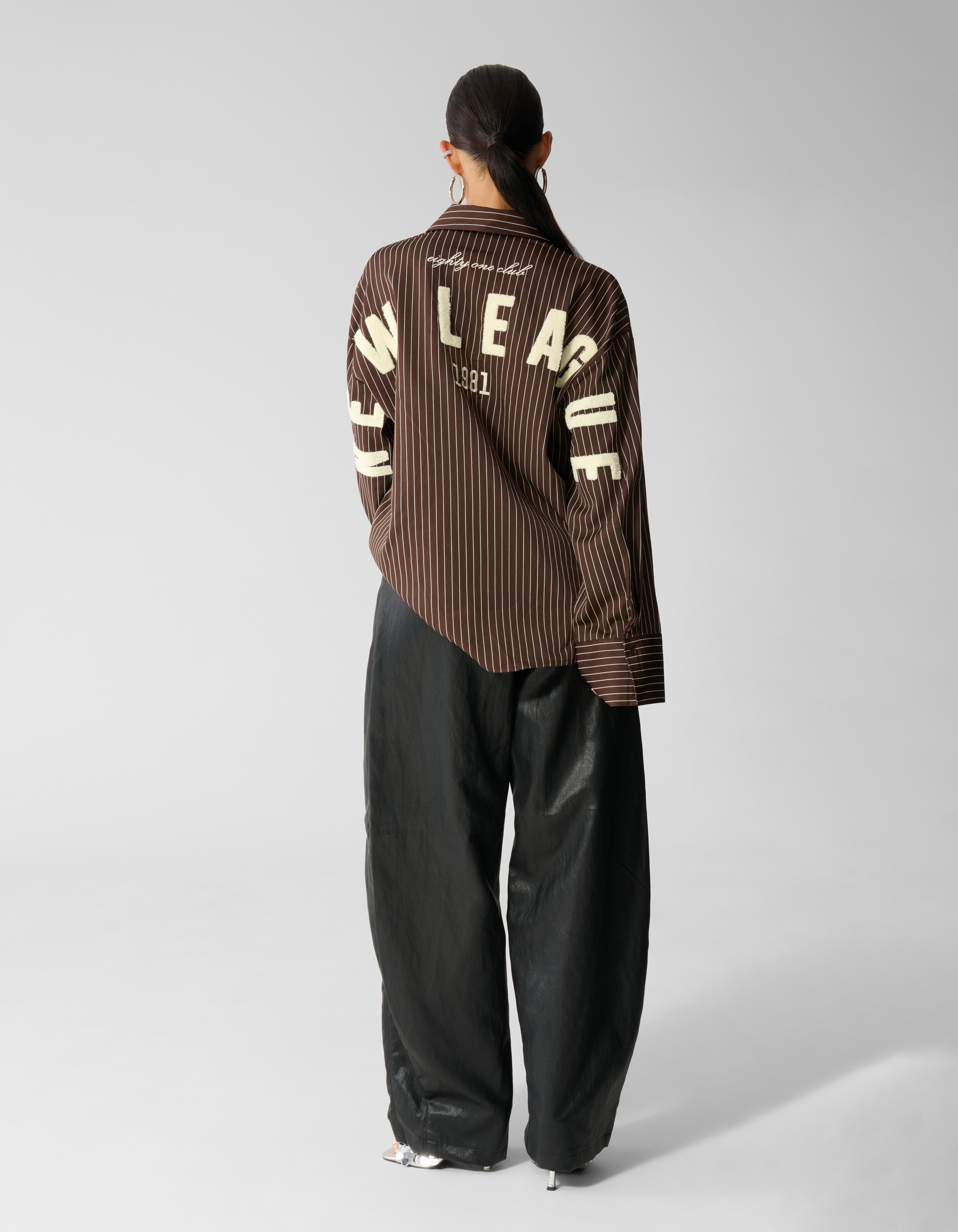 Pinstripe Oversized Fit Blouse Bruin SHOEBY WOMEN