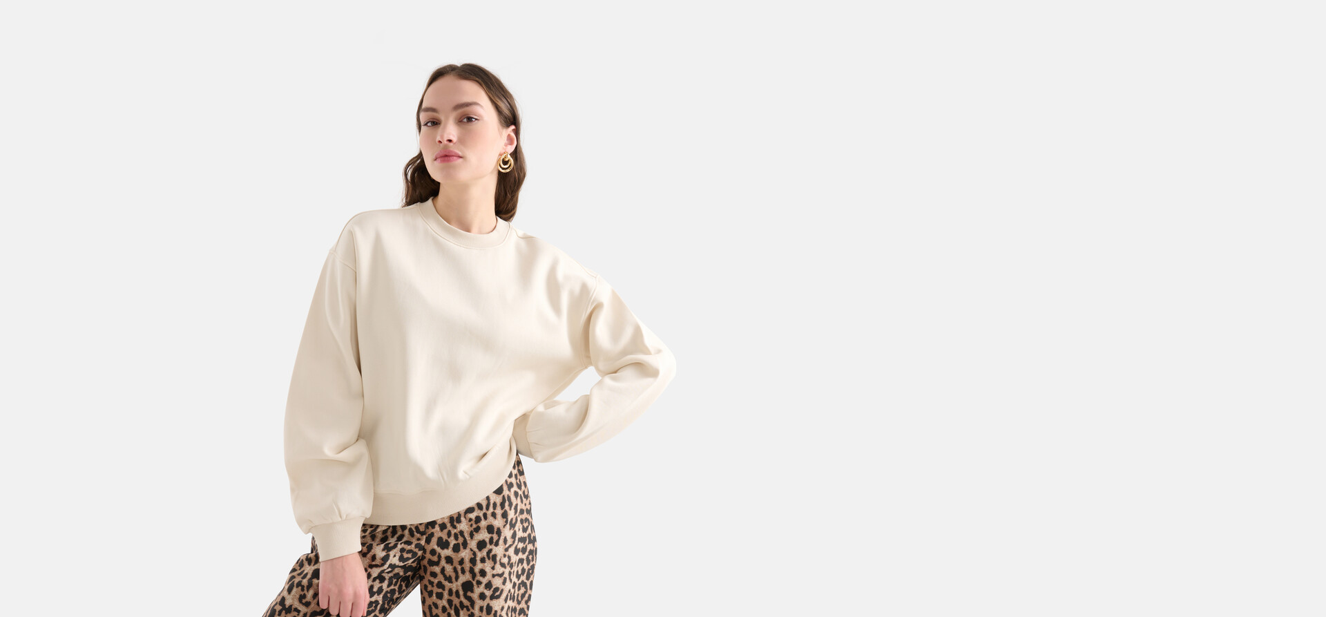 Society Artwork Sweater Beige SHOEBY WOMEN