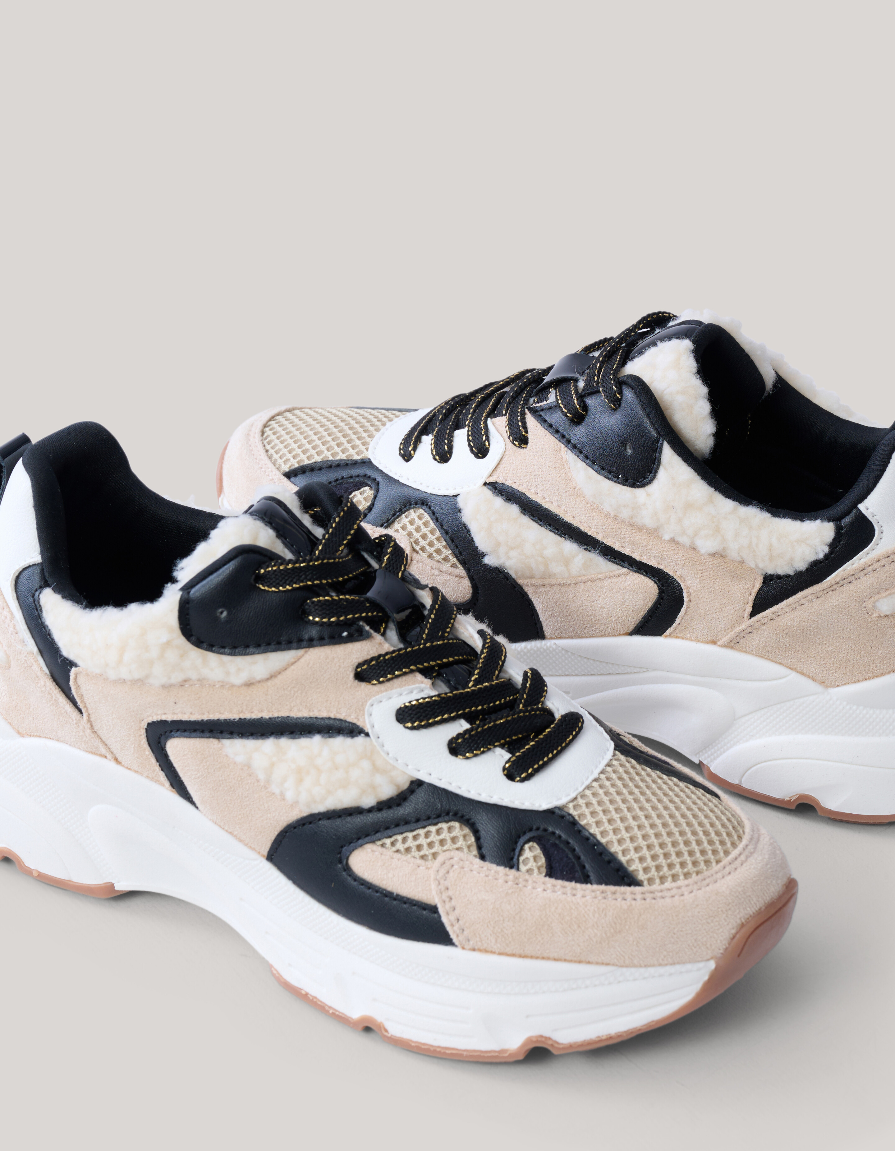 Teddy Sneakers Beige SCHOENEN SHOEBY