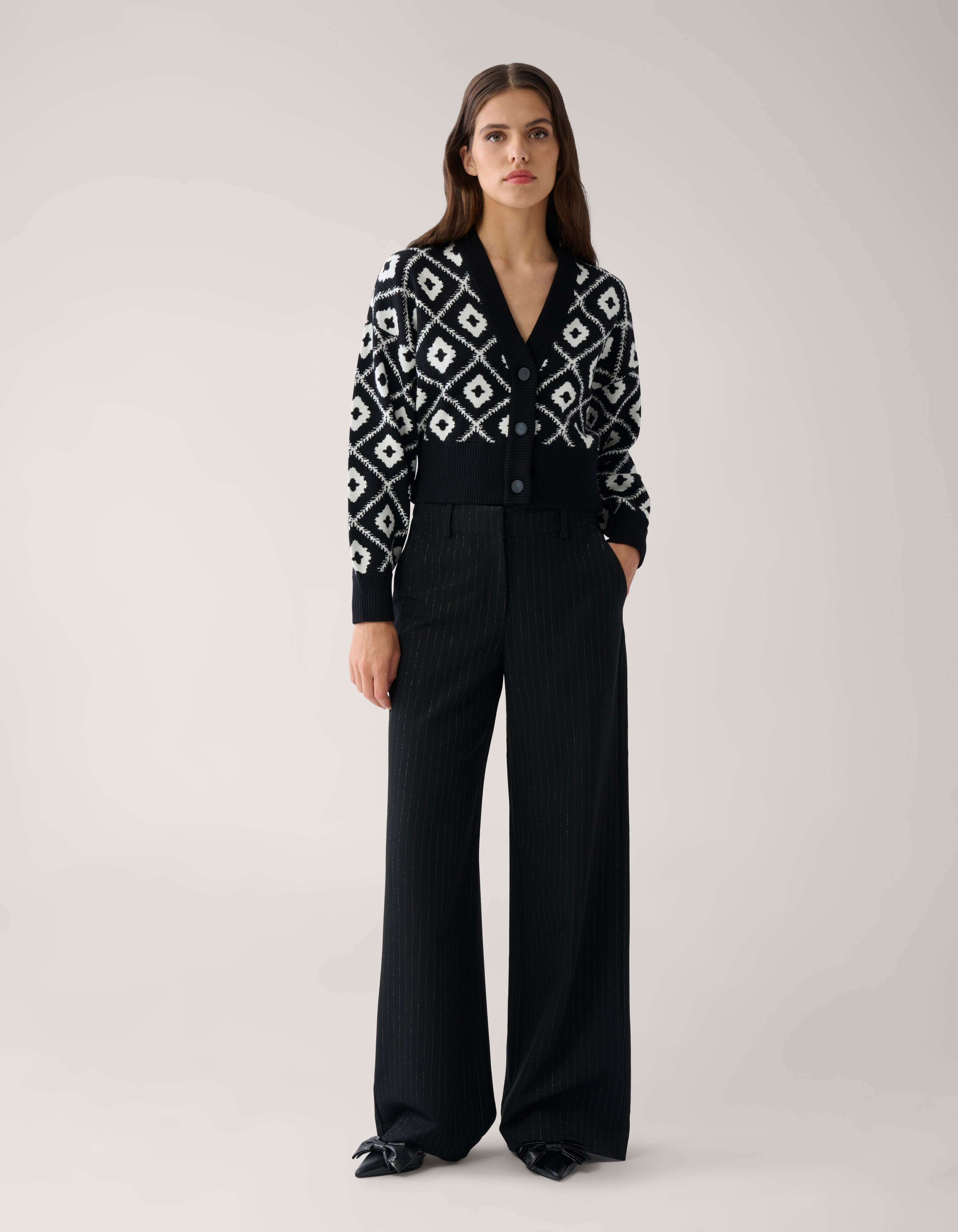 Grafisch Cropped Vest Zwart By Mieke SHOEBY WOMEN