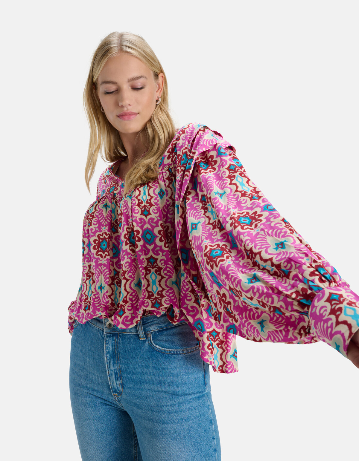 Printed Blouse By Lonneke EKSEPT