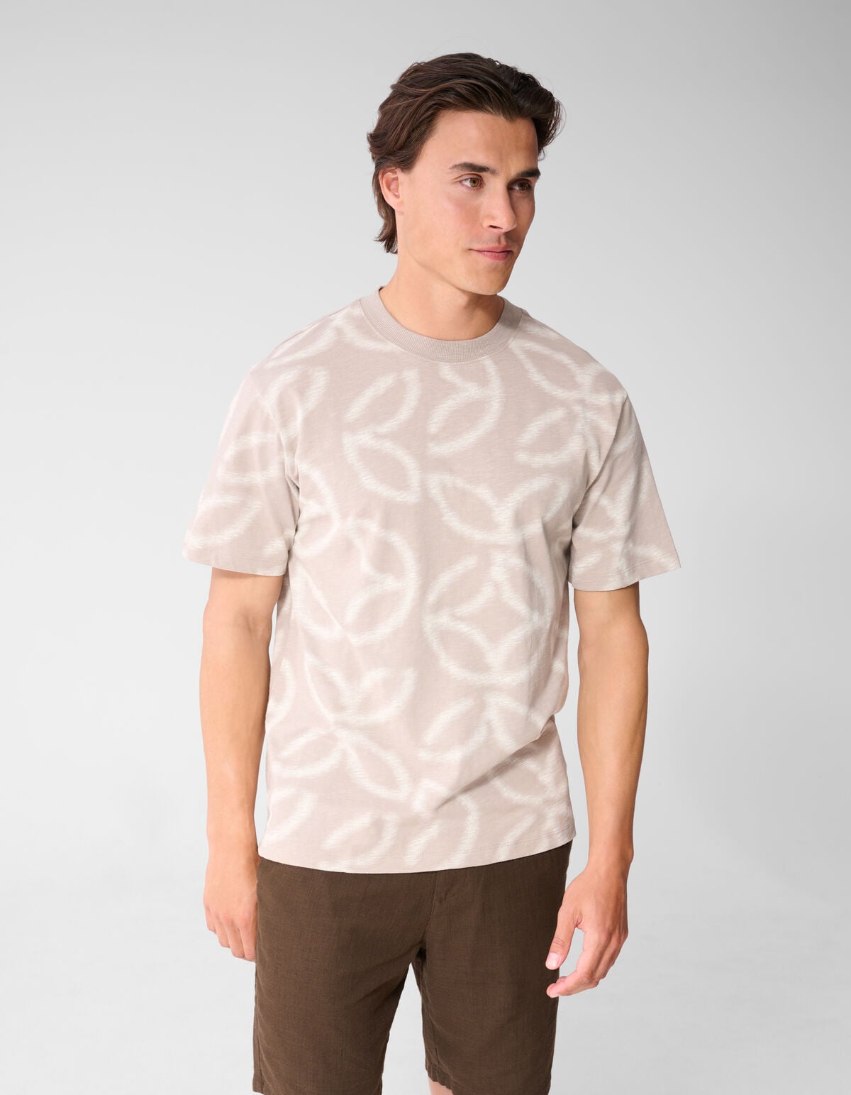 All Over Logo T-shirt Lichtbruin SHOEBY MEN