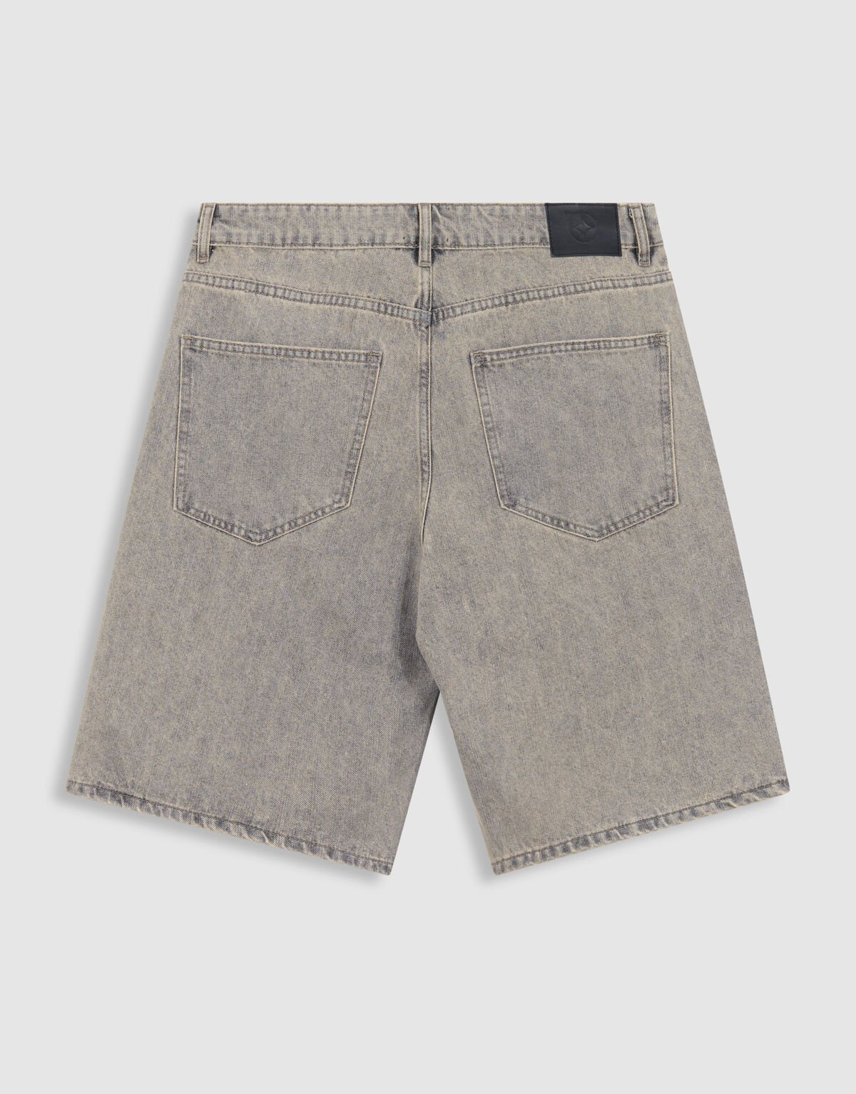 Relaxed Fit Denim Short Lichtgrijs SHOEBY MEN
